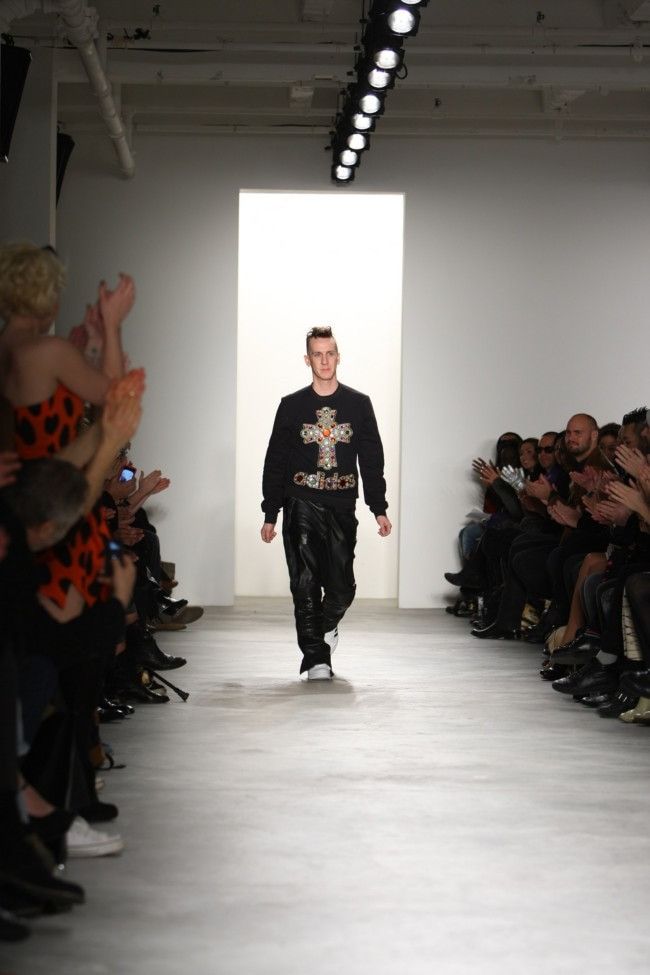 Adidas × Jeremy Scott adidas Originals by Jeremy Scott A/W 2010 Cross Sweatshirt Size US S / EU 44-46 / 1 - 5 Thumbnail