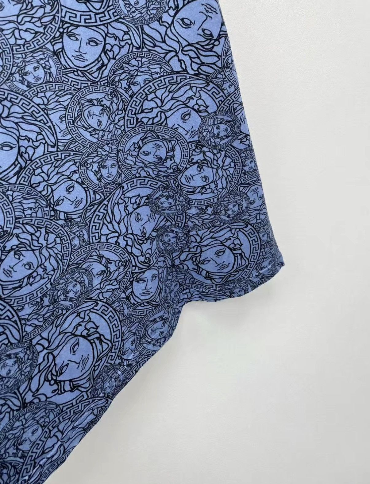 Versace VERSACE High Stretch Short Sleeve T-shirt J30 Size US M / EU 48-50 / 2 - 4 Thumbnail
