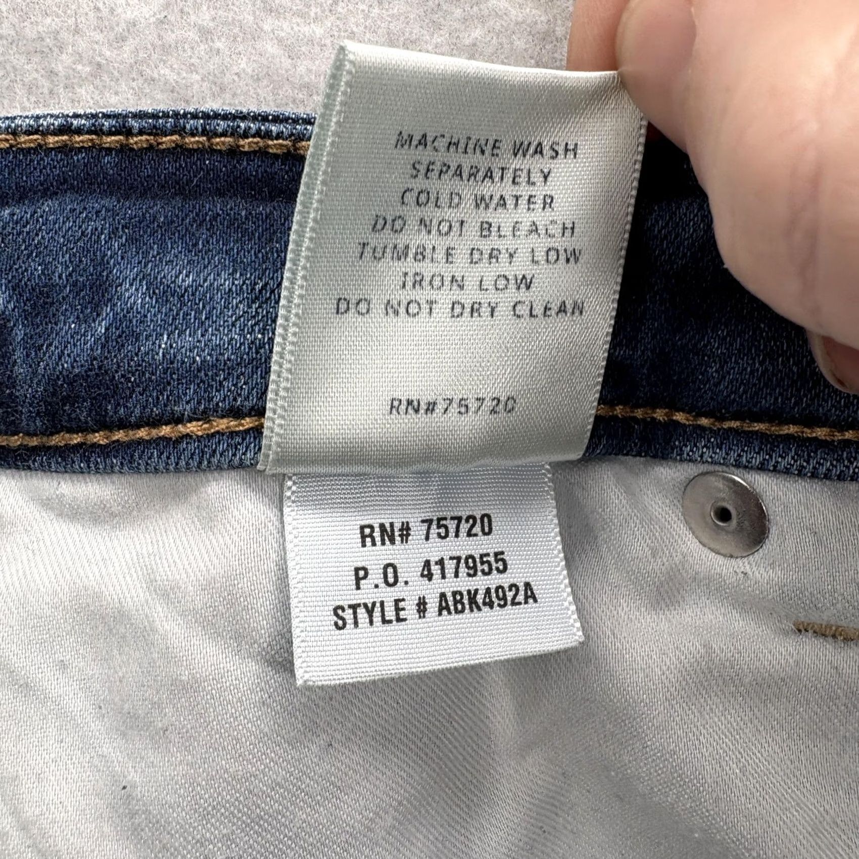 Vintage Buckle Parker High Rise Ankle Skinny Jeans Womens 27 Blue Distressed Raw Hem Distressed Pockets Stretch Jeans Womens 27 Blue Size 27" / US 4 / IT 40 - 5 Thumbnail