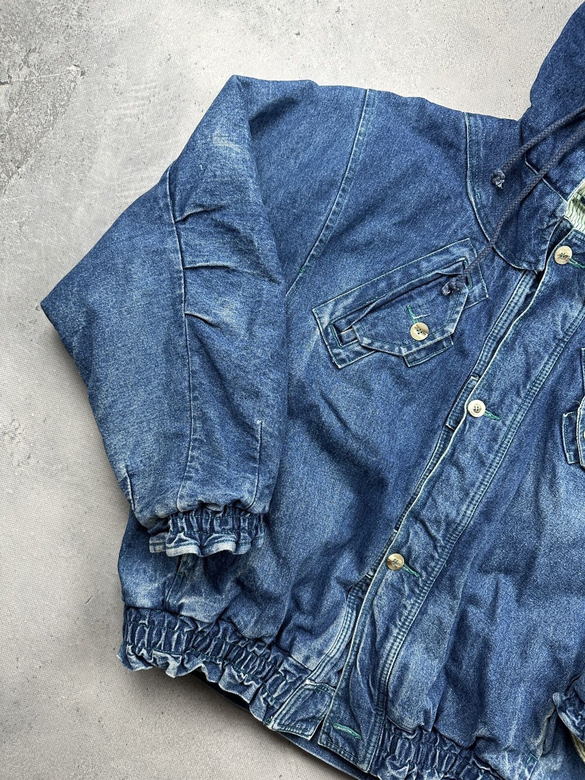 Wrangler Vintage Wrangler Denim Hooded Jacket Quilted Lined Workwear Size US XL / EU 56 / 4 - 3 Thumbnail