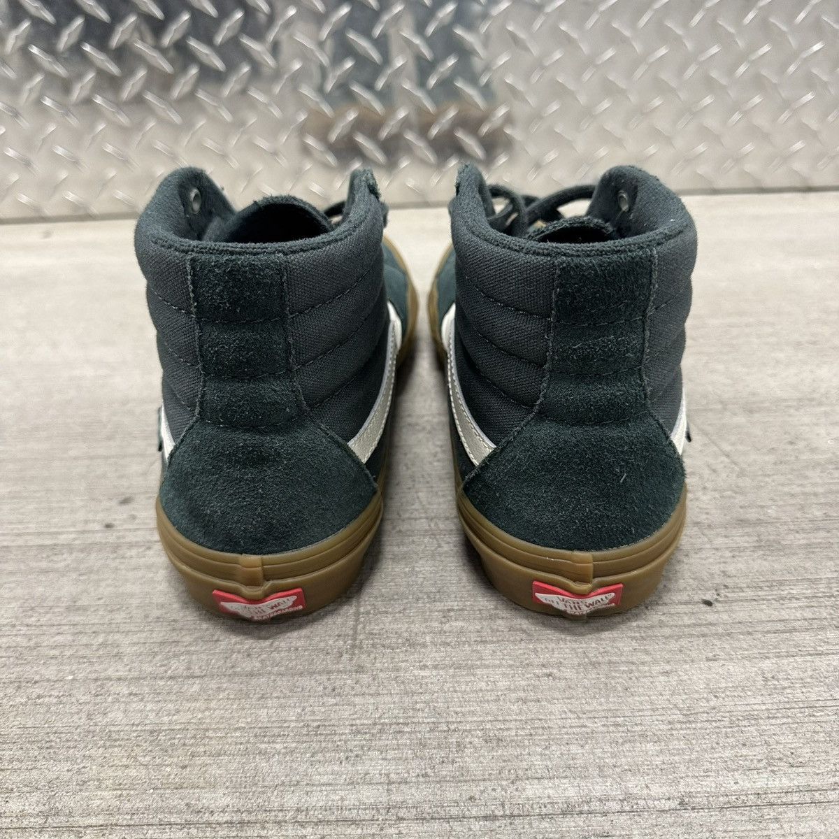 Vans Vans Sk8 Hi Forest Green / Gum Sole Size US 8.5 / EU 41-42 - 3 Thumbnail
