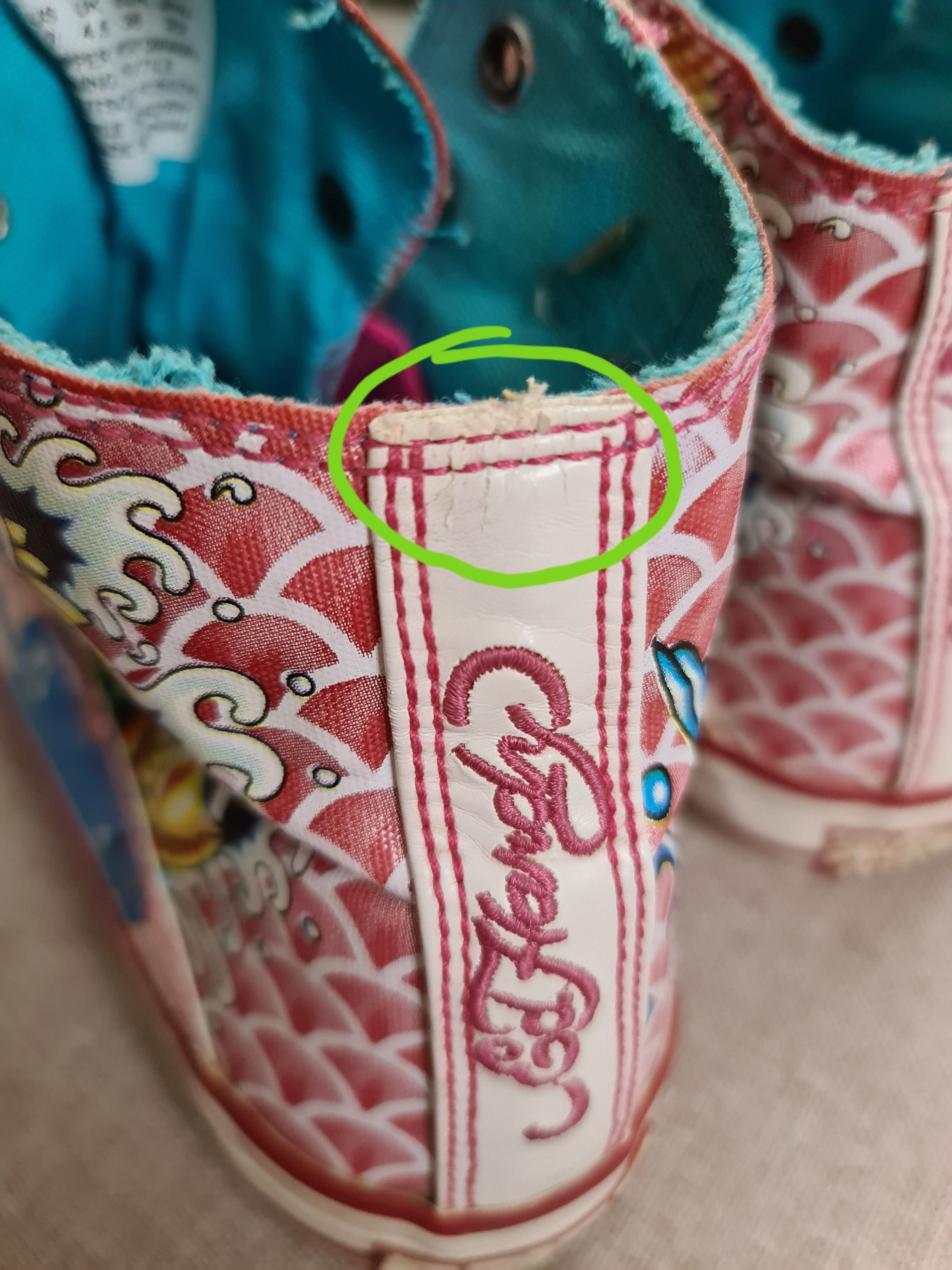 Ed Hardy DS rare vintage Ed hardy hi top sneakers girl sexy fish y2k Size US 7 / IT 37 - 12 Thumbnail