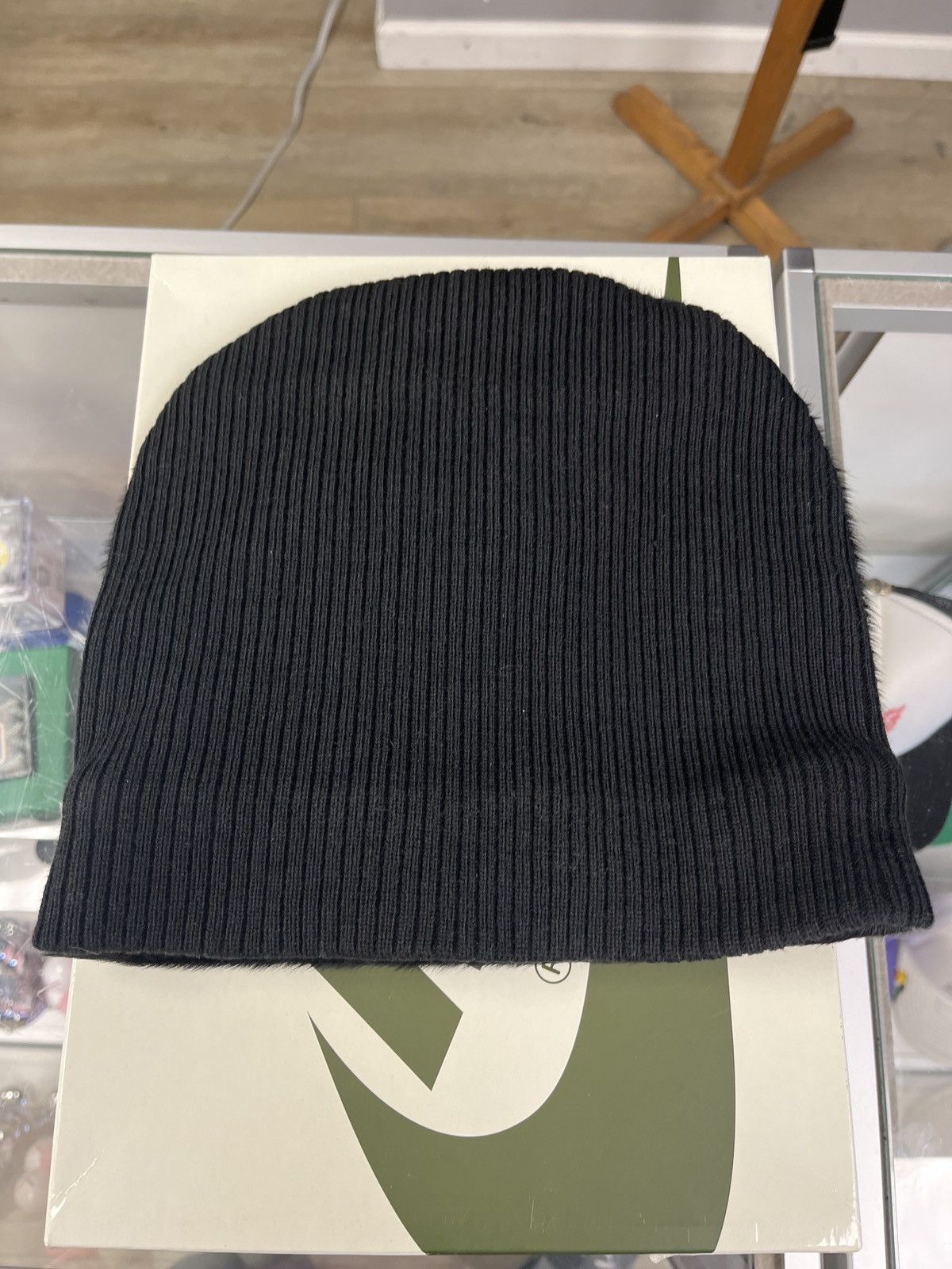 NYRVA Nyrva Black Fur Beanie Size ONE SIZE - 4 Thumbnail