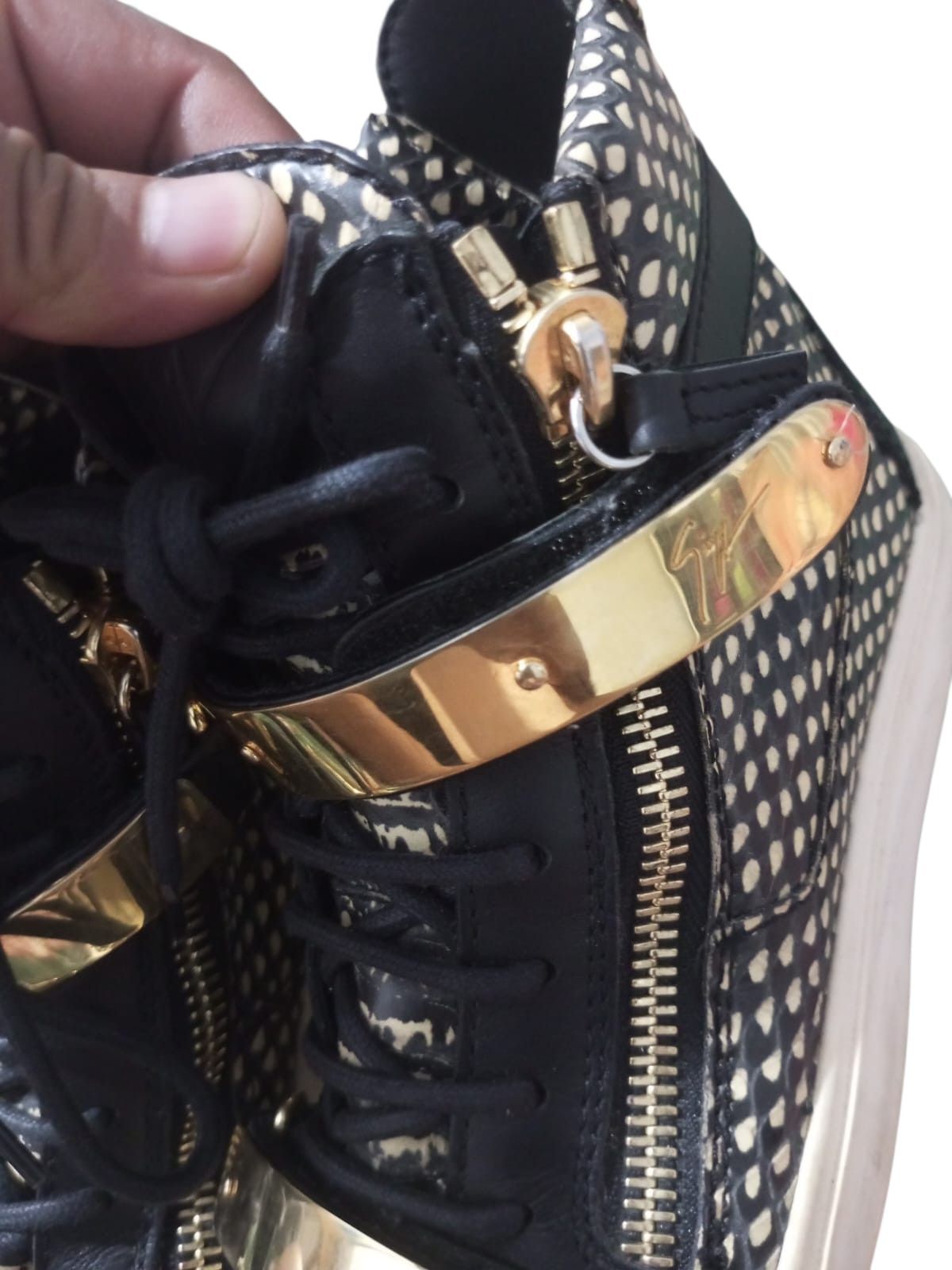 Giuseppe Zanotti Giuseppe zanotti snakes skin high top sneakers Size US 5 / IT 35 - 4 Thumbnail