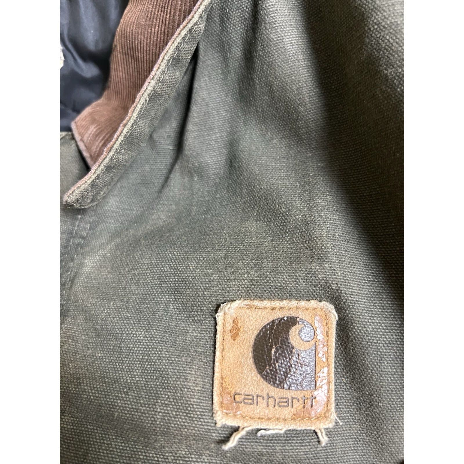 Carhartt VINTAGE Carhartt J22 Jacket LT Green Cotton Canvas Quilted Workwear Large Mens Winter Distressed Thrashed Logo Size US L / EU 52-54 / 3 - 7 Thumbnail