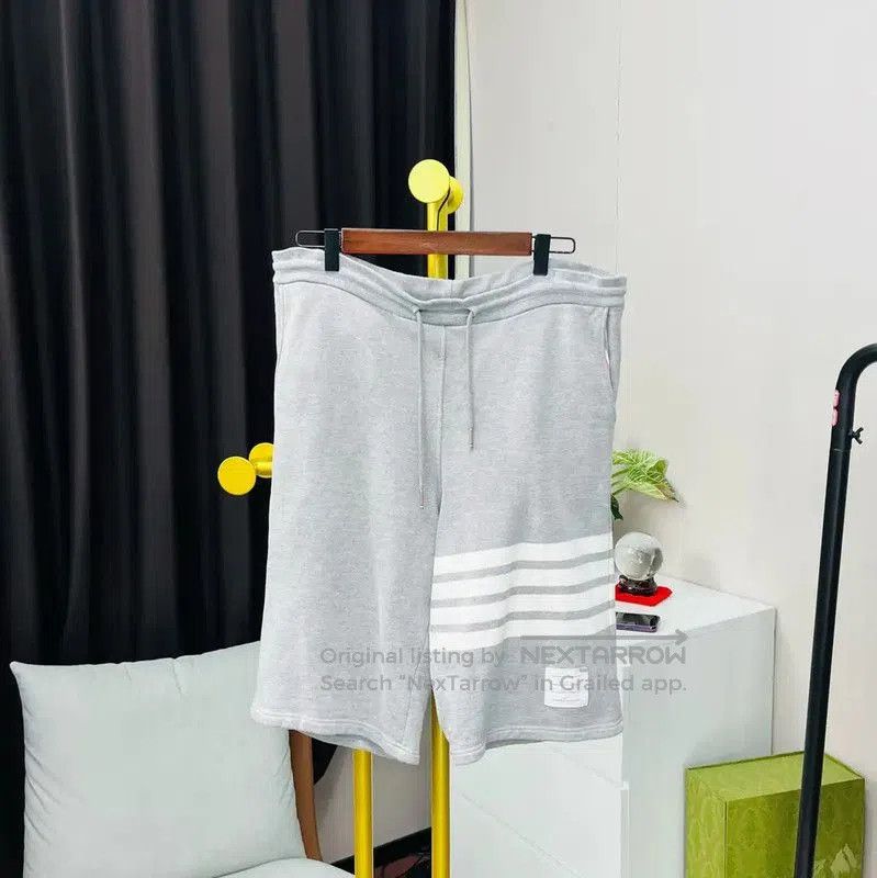 Thom Browne Thom Browne Gray Cotton Women's Shorts . Size 23" - 1 Thumbnail