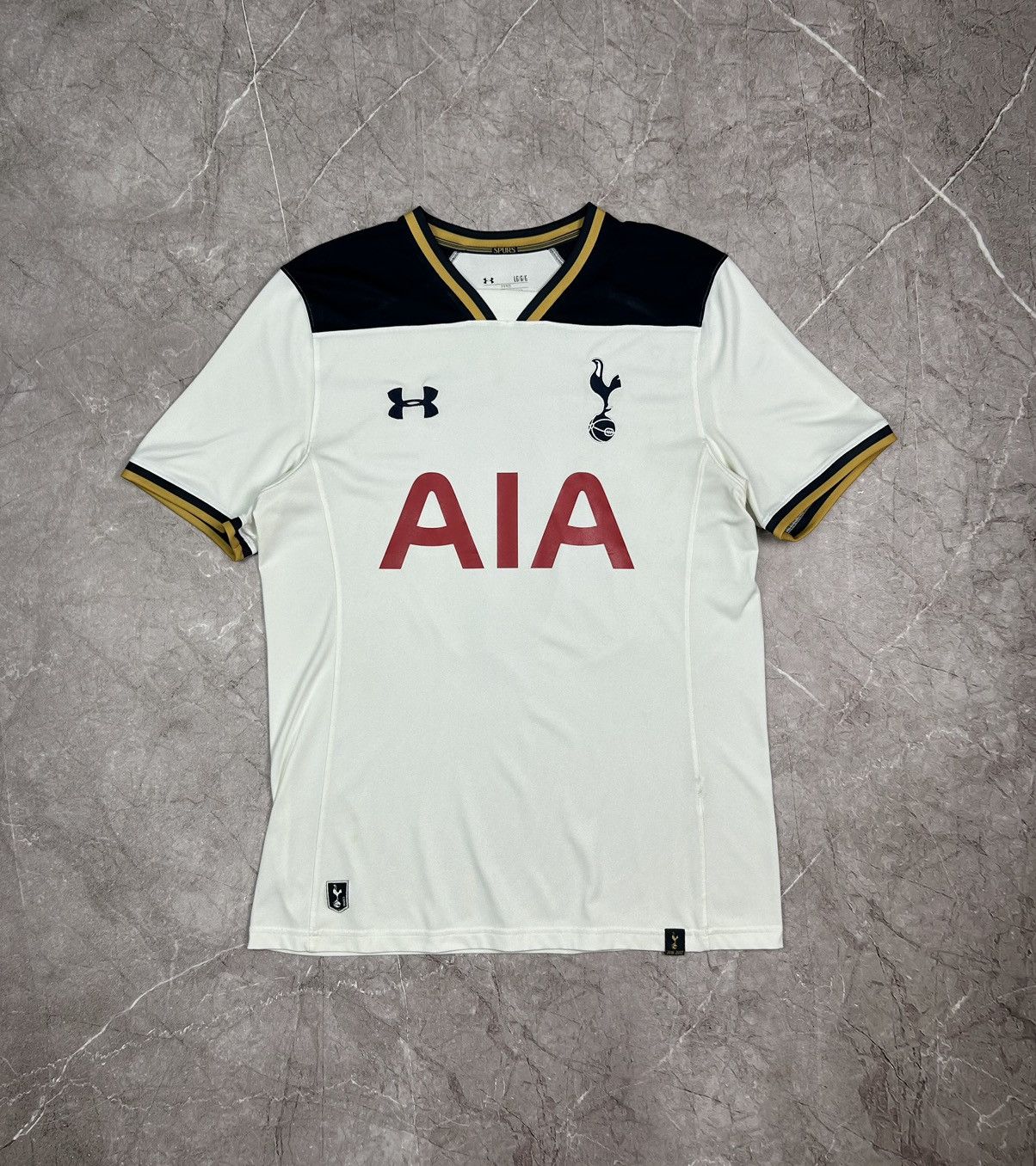 Under Armour × Vintage Tottenham Hotspur Under Armour Kane #10 2015-16 Jersey Size US L / EU 52-54 / 3 - 1 Thumbnail