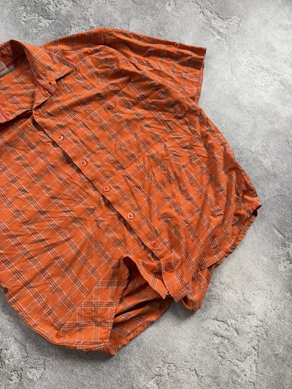 Mammut Mammut L Chekered shirt button up short sleeve outdoor Size US L / EU 52-54 / 3 - 3 Thumbnail