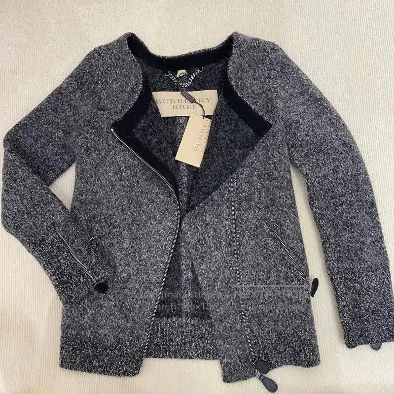Burberry Burberry Women's Wool Jacket in Deep Gray. Size XS / US 0-2 / IT 36-38 - 1 Thumbnail