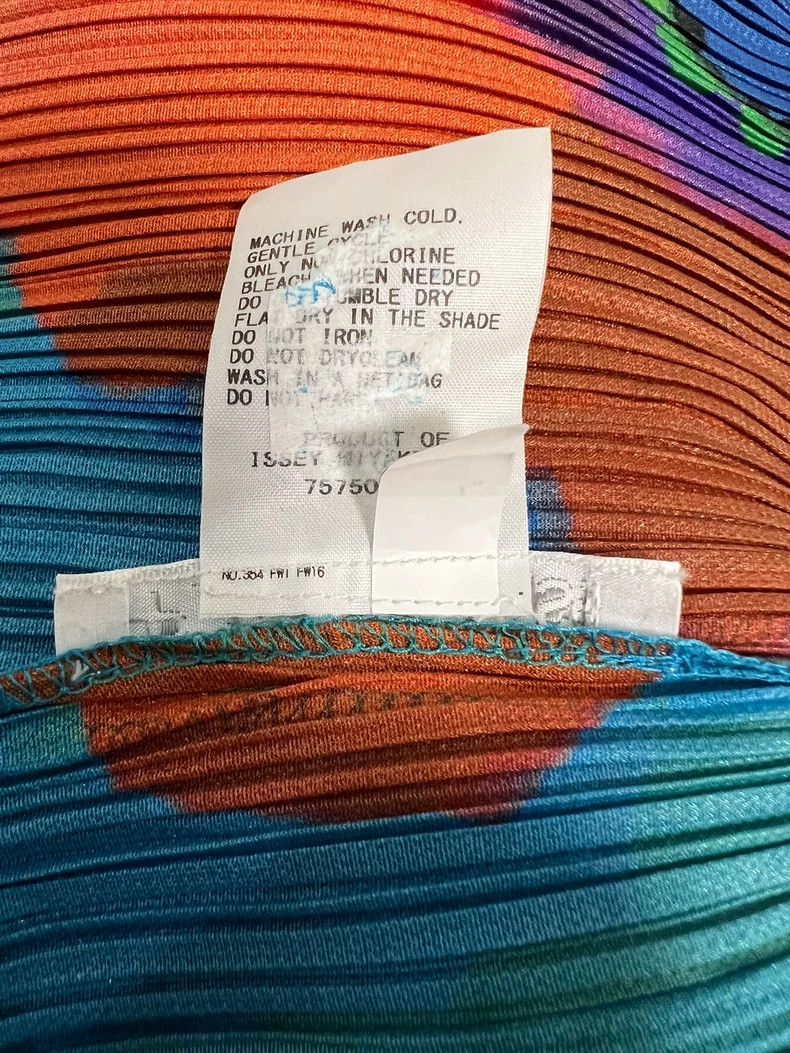 Issey Miyake Issey Miyake Sunflower pleated vest Size XXL / US 16-18 / IT 52-54 - 3 Thumbnail