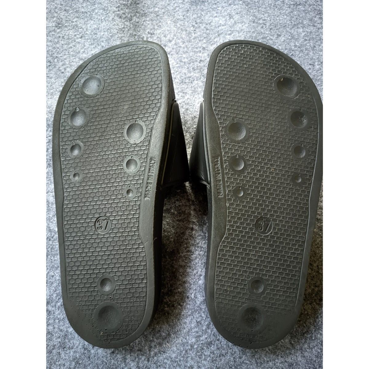 Maison Margiela Maison Margiela MM6 Slide Sandals not Replica Sneakers Size US 5 / EU 37 - 5 Thumbnail