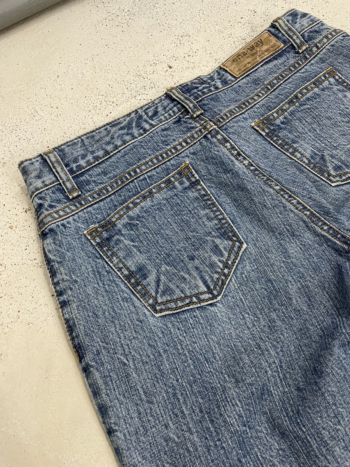 Other One Way Jeans Sexy & Delicious Girl Distressed Flare Size US 27 - 16 Thumbnail