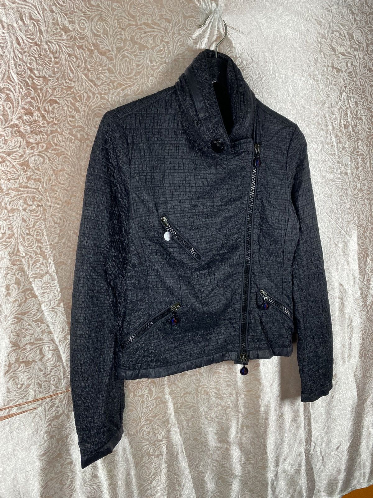 Moncler Moncler Asymmetrical Zip Women’s Technical Designer Jacket Size XS / US 0-2 / IT 36-38 - 5 Thumbnail