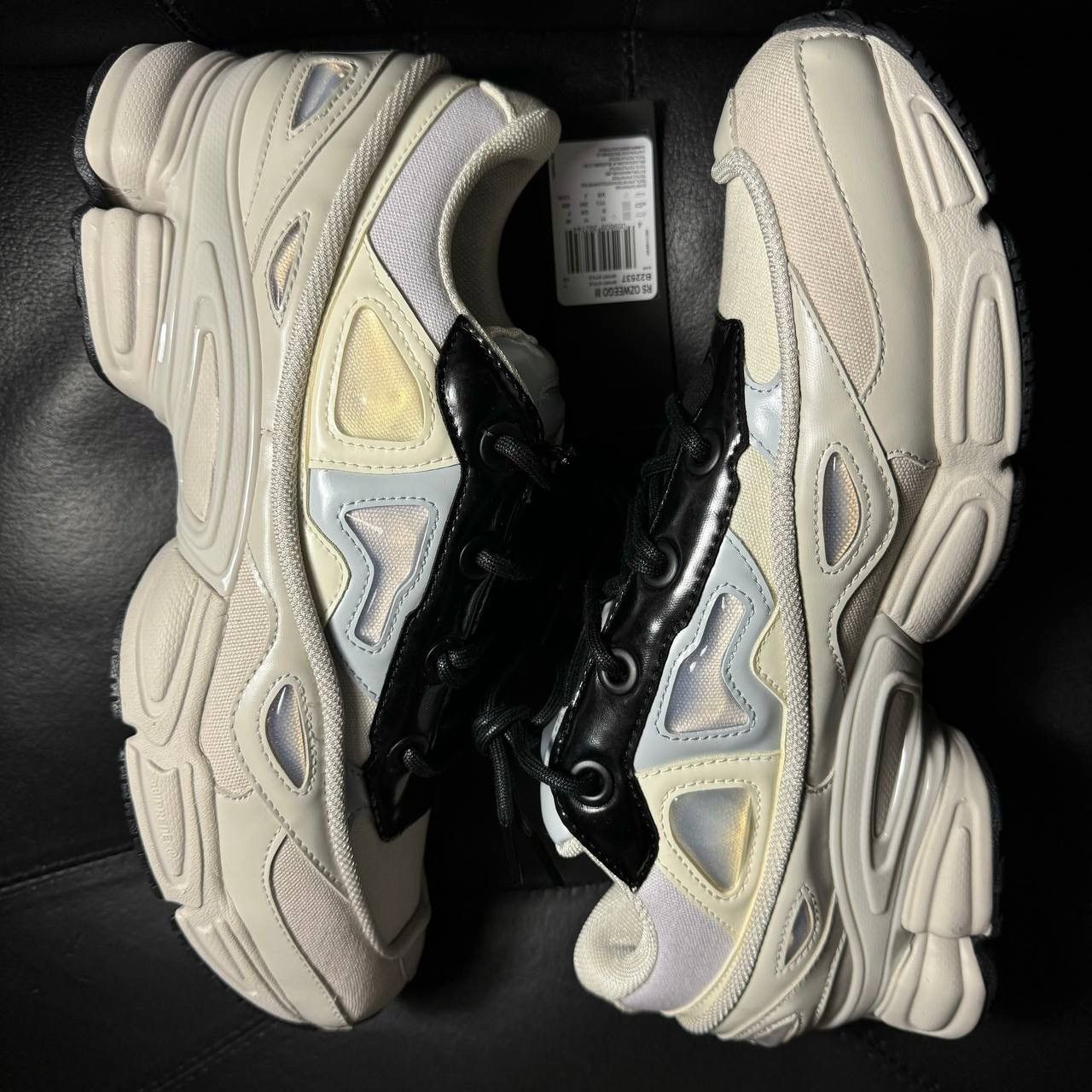 Adidas × Raf Simons Adidas Raf Simons Ozweego Cream Size US 11.5 / EU 44-45 - 4 Thumbnail