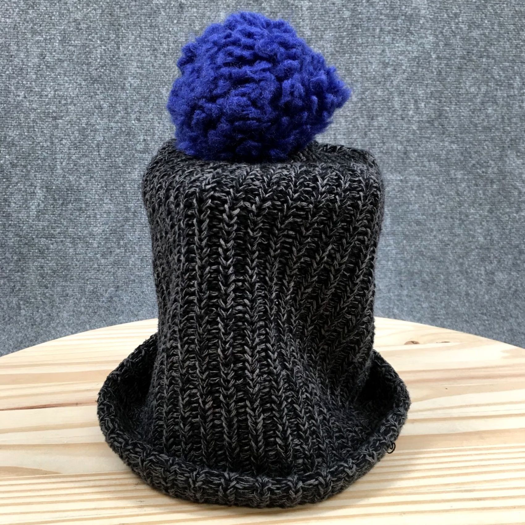 Vintage Love Your Melon Beanie Hat Pom Adult Charcoal Gray Blue Knit Cuffed Cap Size ONE SIZE - 6 Thumbnail