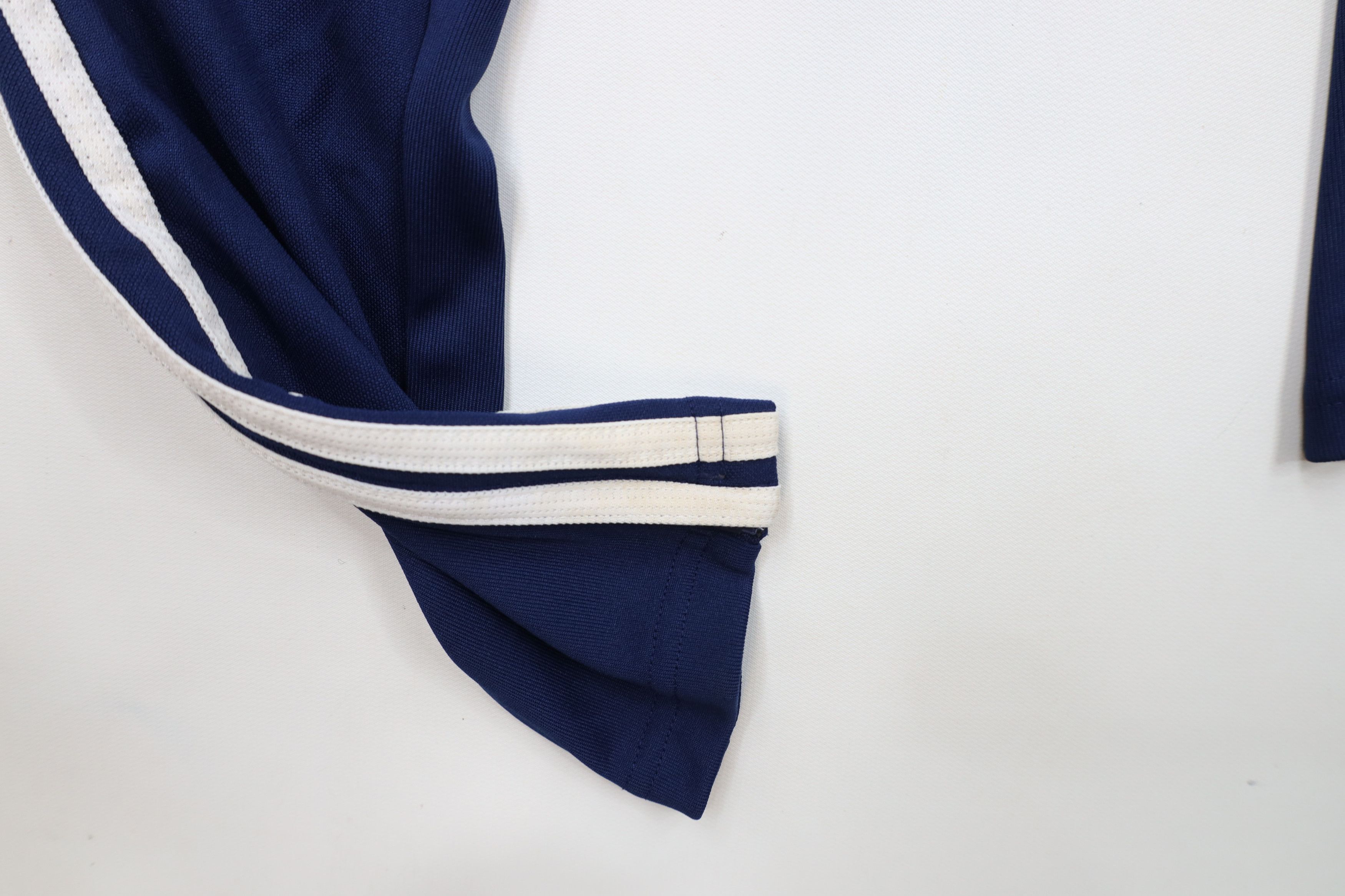Adidas × Vintage Vintage Y2K Adidas Striped Tapered Soccer Warm Up Pants Blue Size US 32 / EU 48 - 7 Thumbnail