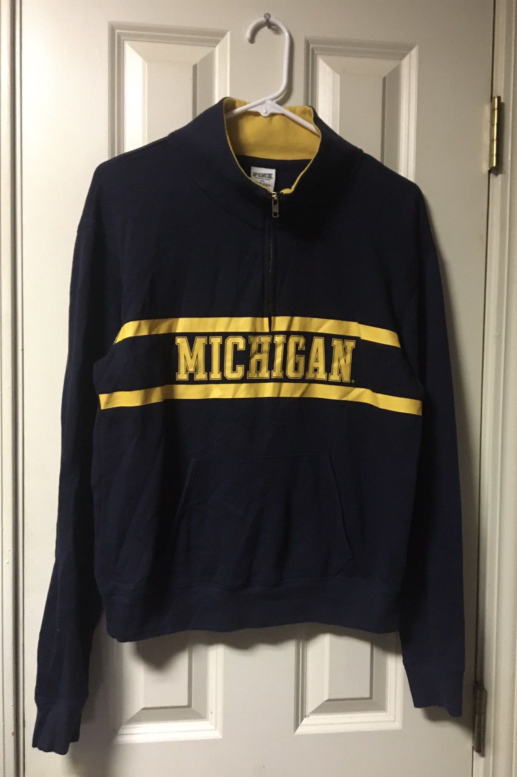 Victoria's Secret Victoria Secret PINK Women’s Sweatshirt Small Michigan Size S / US 4 / IT 40 - 4 Thumbnail