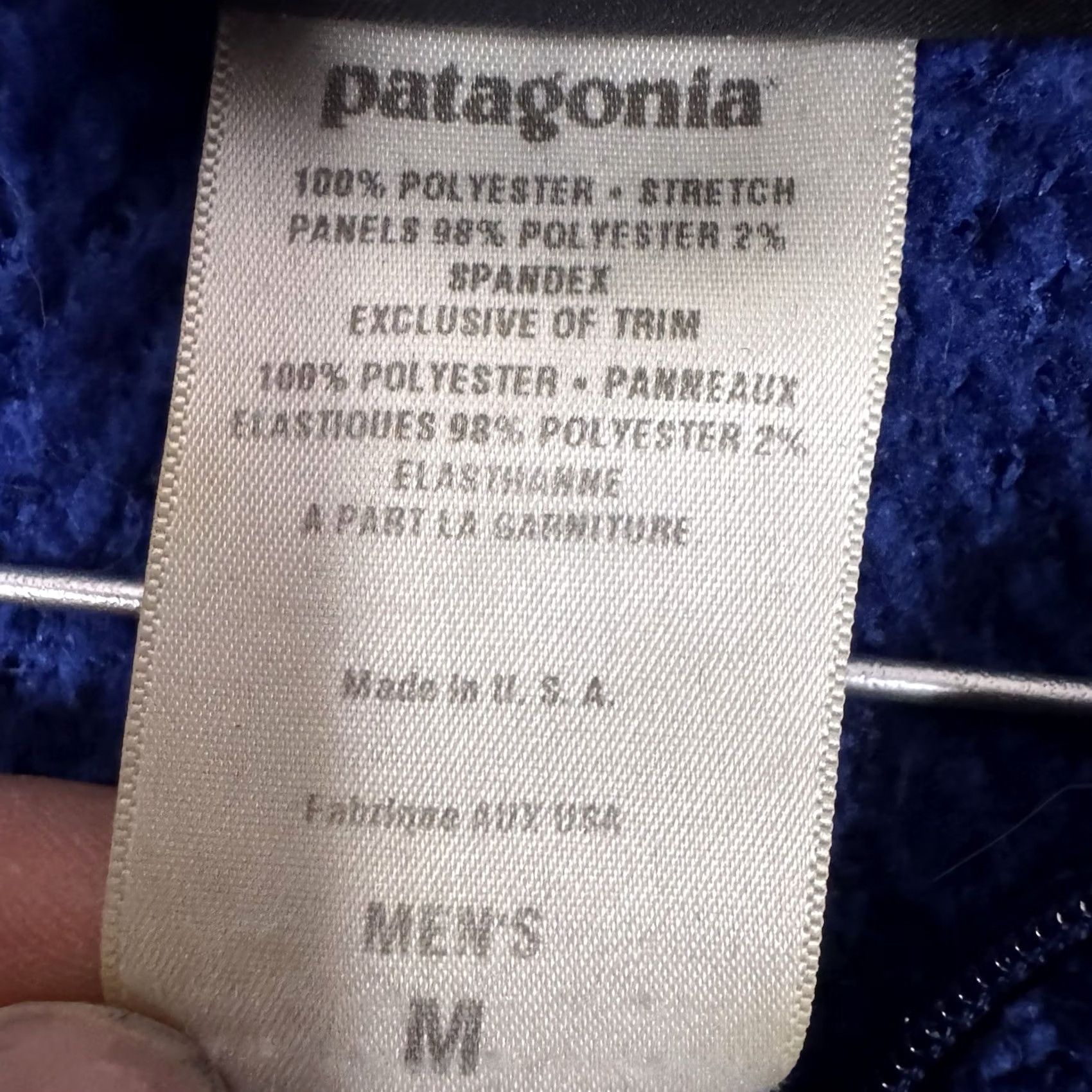Patagonia VINTAGE Patagonia R2 Pullover Mens M Fleece Jacket 1/2 Zip Simple USA Made 25230 Blue Geometric Logo 1/4 Zip Mens Jackets Size US XL / EU 56 / 4 - 6 Thumbnail
