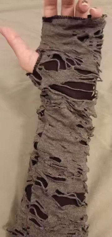 Other Gothic Black Fingerless Gloves Size ONE SIZE - 6 Thumbnail