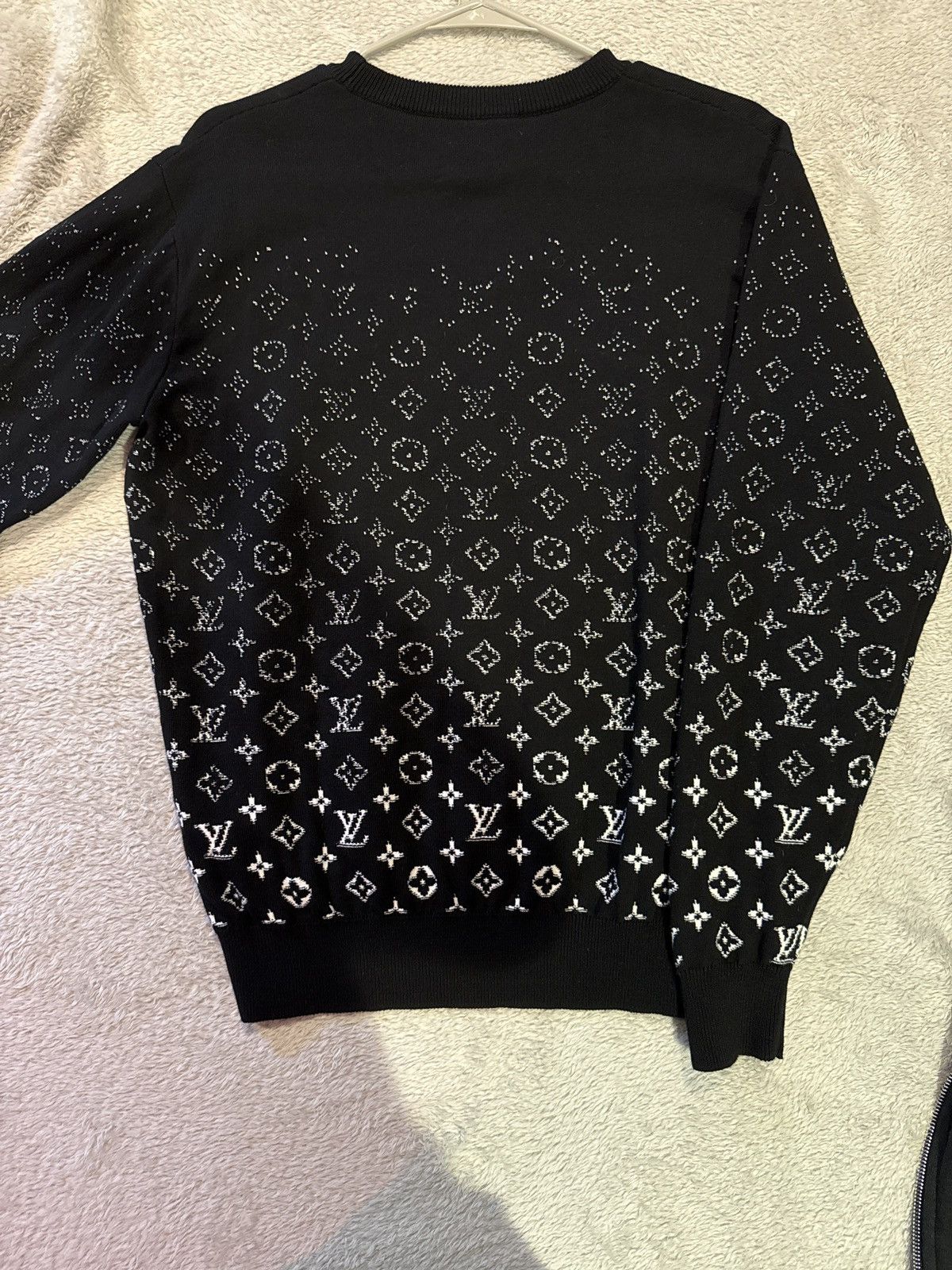 Louis Vuitton louis vuitton monogram sweater Size US XS / EU 42 / 0 - 4 Thumbnail