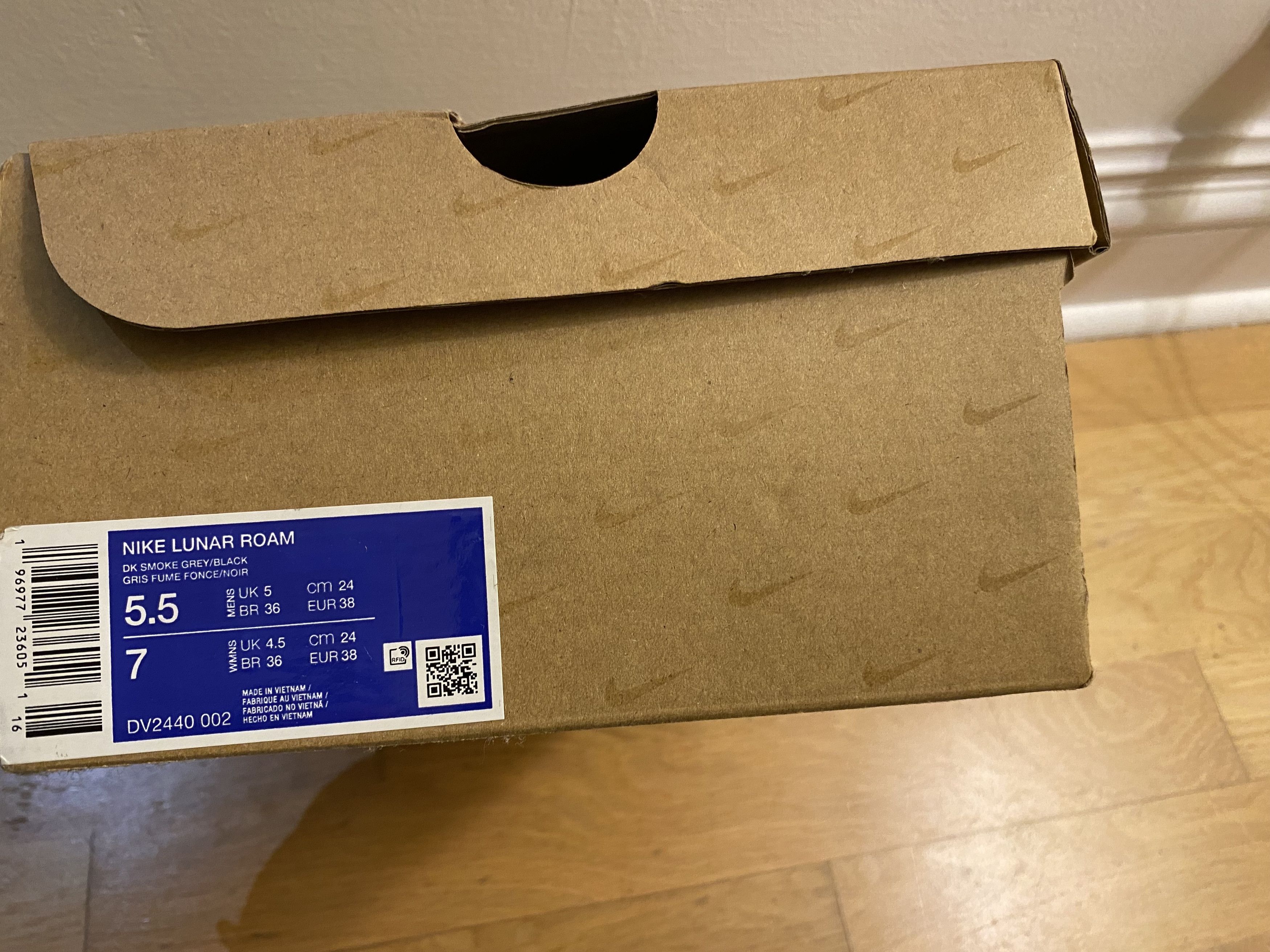 Nike NIKE LUNAR ROAM Size US 5.5 / EU 38 - 6 Thumbnail