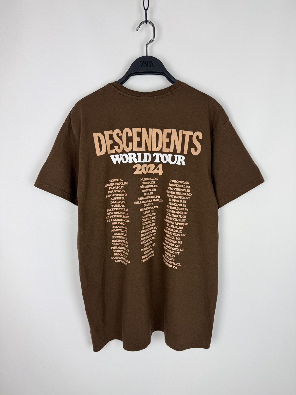 Band Tees 2024 Descedents Punk Band World Tour Graphic T-Shirt Size US XL / EU 56 / 4 - 5 Thumbnail