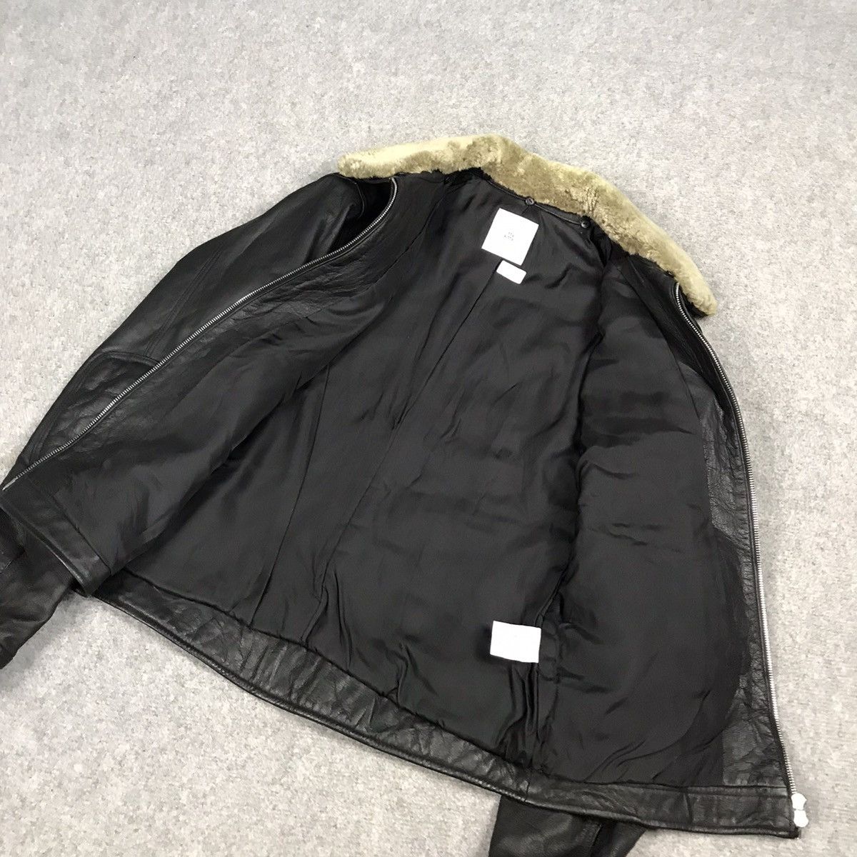 If Six Was Nine ITTY BITTY LEATHER JAPAN PUNK FUR COLLAR STYLE JACKET Size US S / EU 44-46 / 1 - 13 Thumbnail