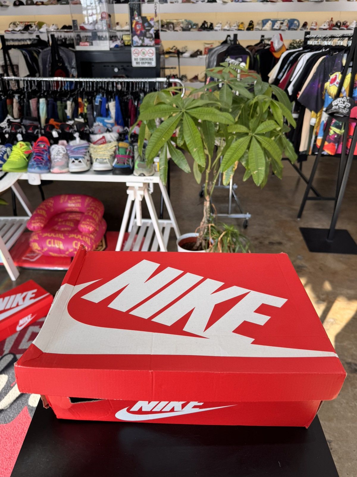 Nike Nike Air Cross Trainer 3 White Green Black Size 12 (2020) Size US 12 / EU 45 - 13 Thumbnail