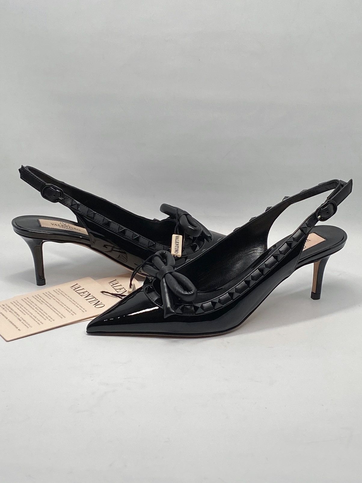 Valentino Valentino Garavani Rockstud Bow Slingback Pumps size 35 Size US 5 / IT 35 - 8 Thumbnail