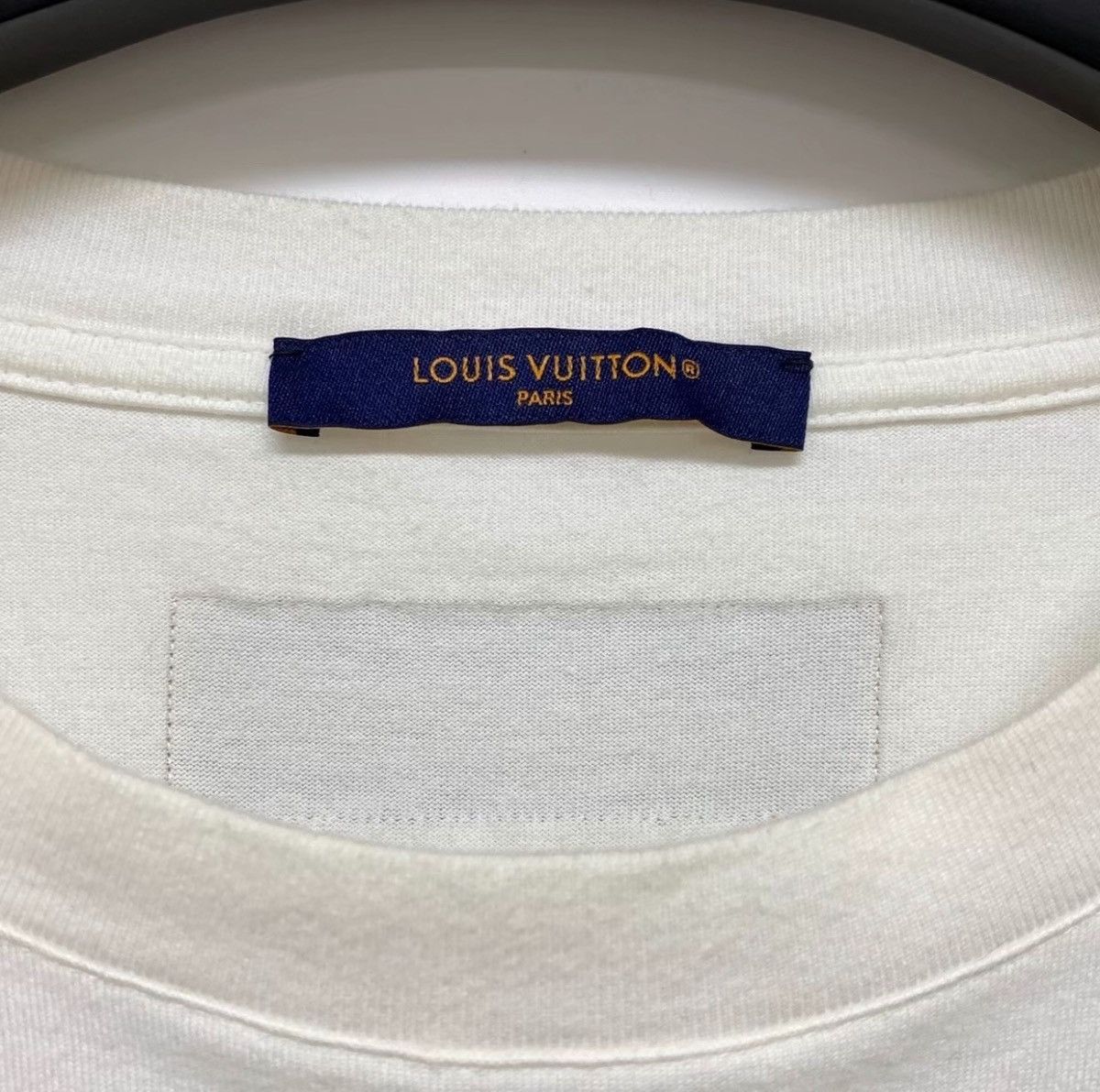 Louis Vuitton Louis Vuitton Teen Bedroom Size US L / EU 52-54 / 3 - 3 Thumbnail
