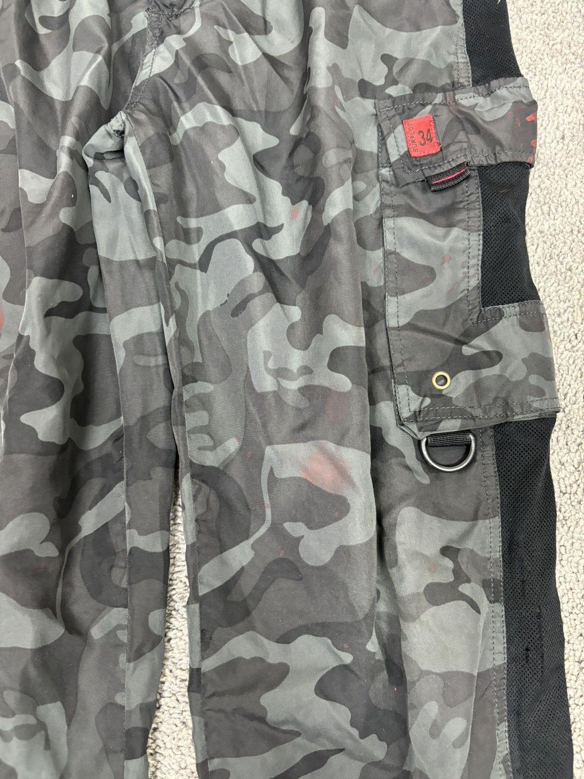 Other Emergency exit gray camo lined cargo pants Size US 30 / EU 46 - 7 Thumbnail