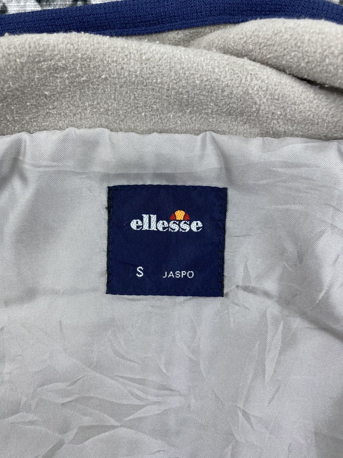 Ellesse Vintage Ellesse Small Logo Fleece Zipper Sweater Size US L / EU 52-54 / 3 - 9 Thumbnail