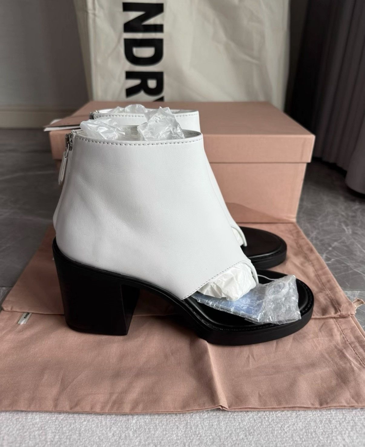 Miu Miu Miu Miu Block Heel Thong High Heel Wedge Slides K6 Size US 8 / IT 38 - 4 Thumbnail