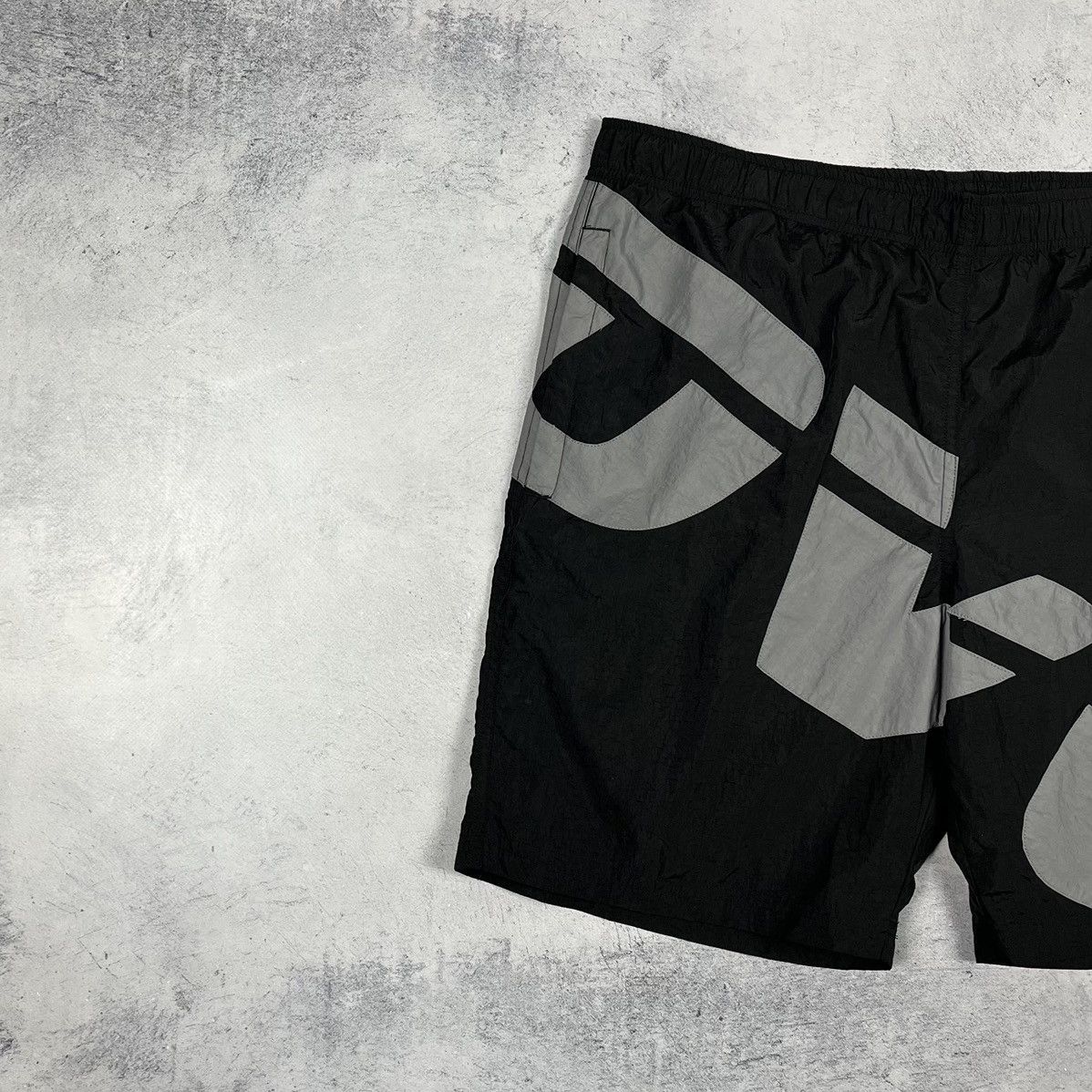 October's Very Own OVO October’s Very Own Big Logo Nylon Shorts Size US 36 / EU 52 - 3 Thumbnail
