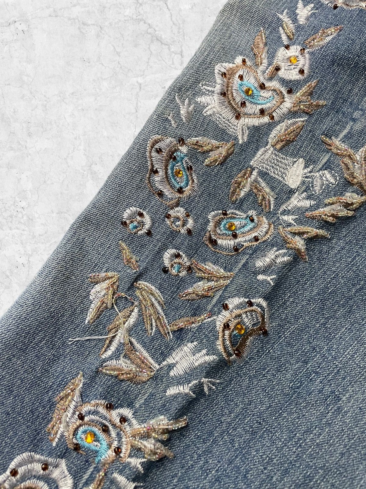 Japanese Brand × Vintage Vintage Clash Embroidered Flared Denim Pants With Belt Size US 32 / EU 48 - 8 Thumbnail