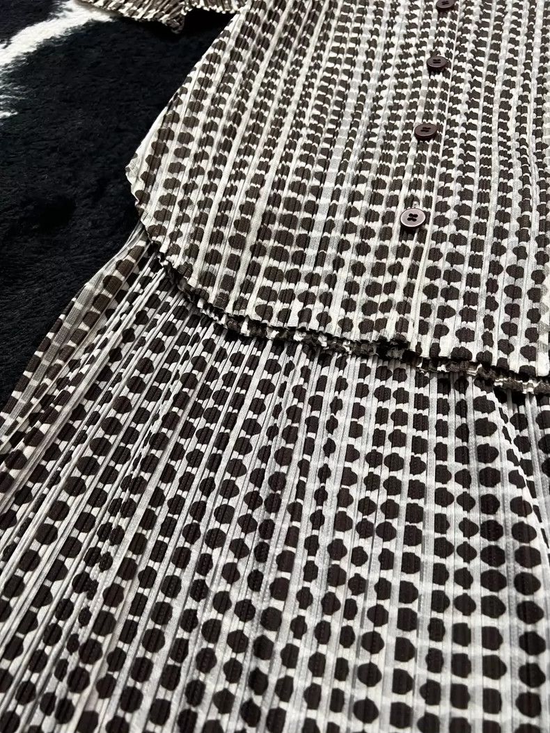 Issey Miyake Issey Miyake size:3 Polka dot skirt Size 42" / US 20 - 3 Thumbnail