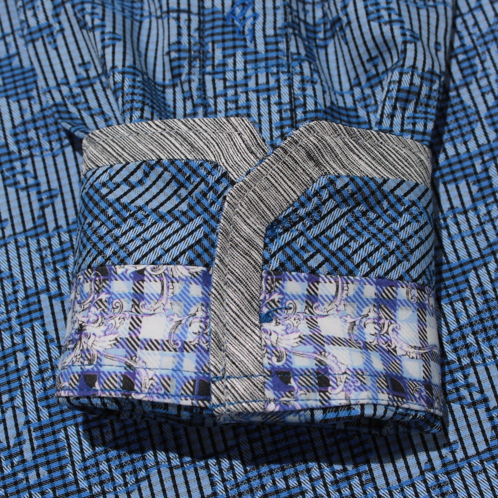 Robert Graham Robert Graham New with tags Shirt Size S US In Blue Size US S / EU 44-46 / 1 - 5 Thumbnail