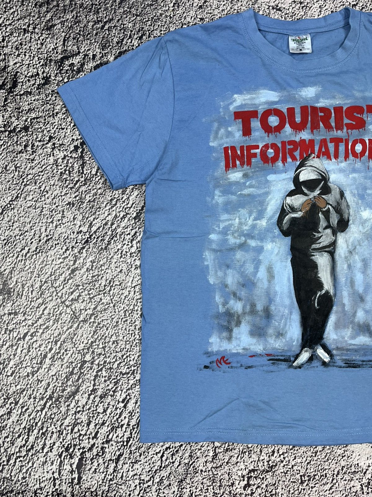 Vintage Vintage Tourist Information Logo Hand Painted tee size S Size US S / EU 44-46 / 1 - 2 Thumbnail