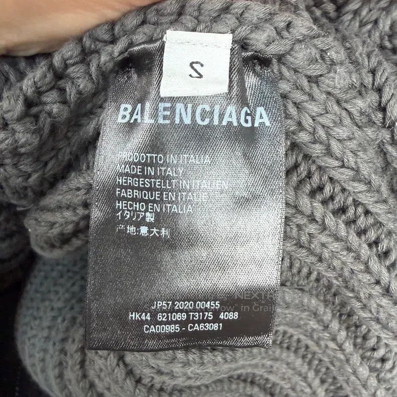 Balenciaga Balenciaga Black and Grey Color Block Hoodie Size US S / EU 44-46 / 1 - 5 Thumbnail