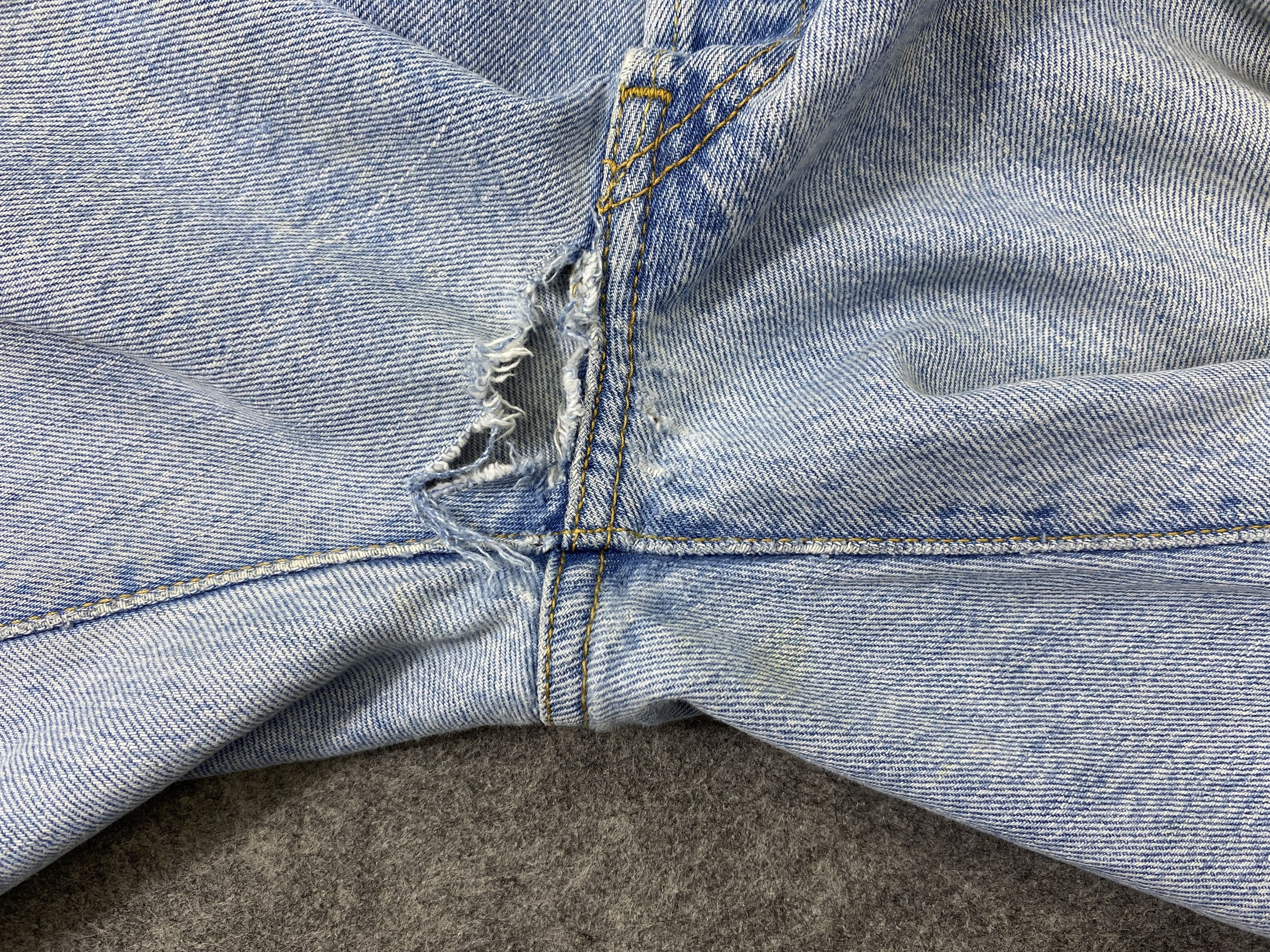 Levi's Light Blue Wash Vintage Levi's 501 37x30.5 Denim -JN2444 Size US 37 - 13 Thumbnail