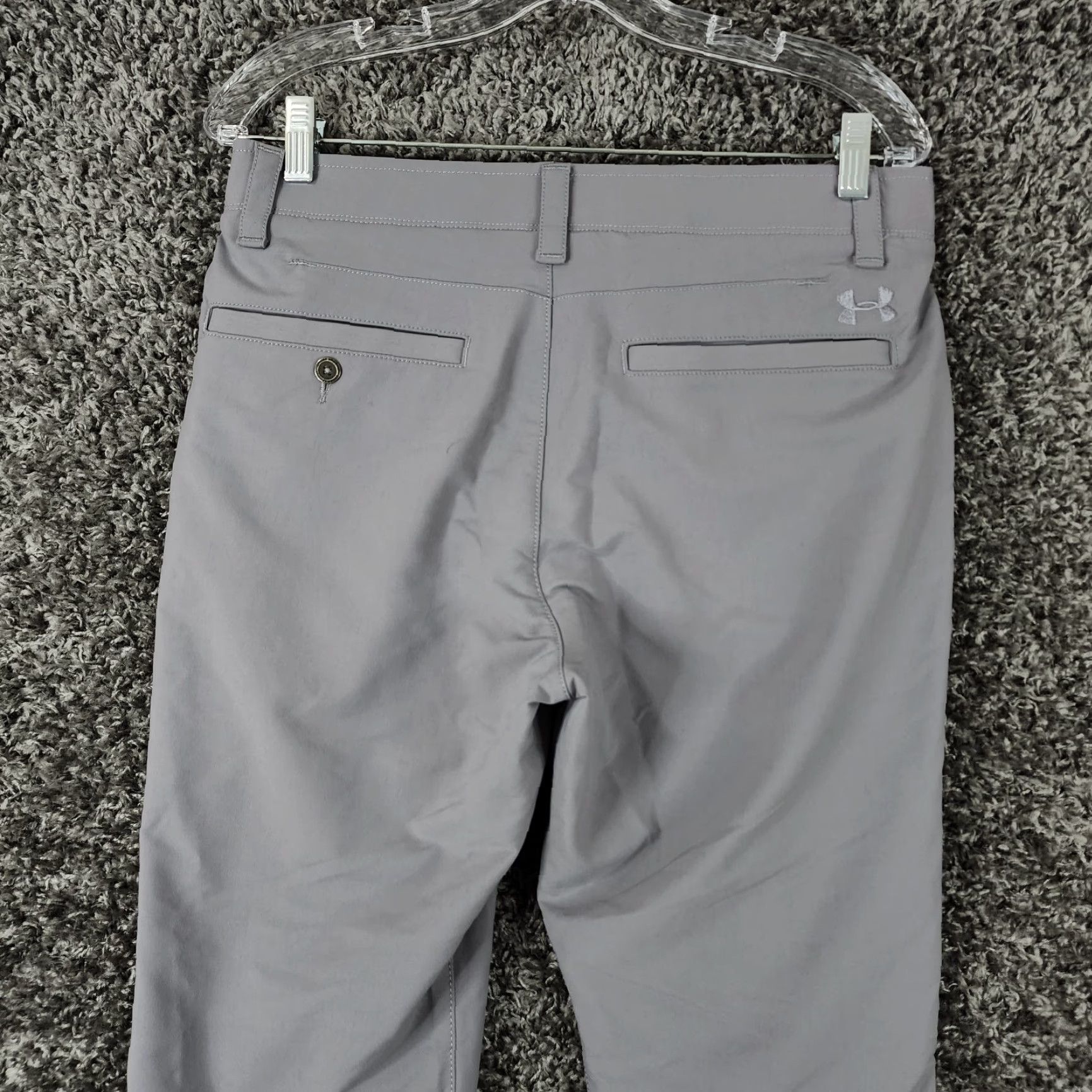 Under Armour Under Armour Mens Pants Shirt Gripper Straight Leg Chino Gray 32x32, Regular, Men, 32 Inseam Size US XS / EU 42 / 0 - 7 Thumbnail