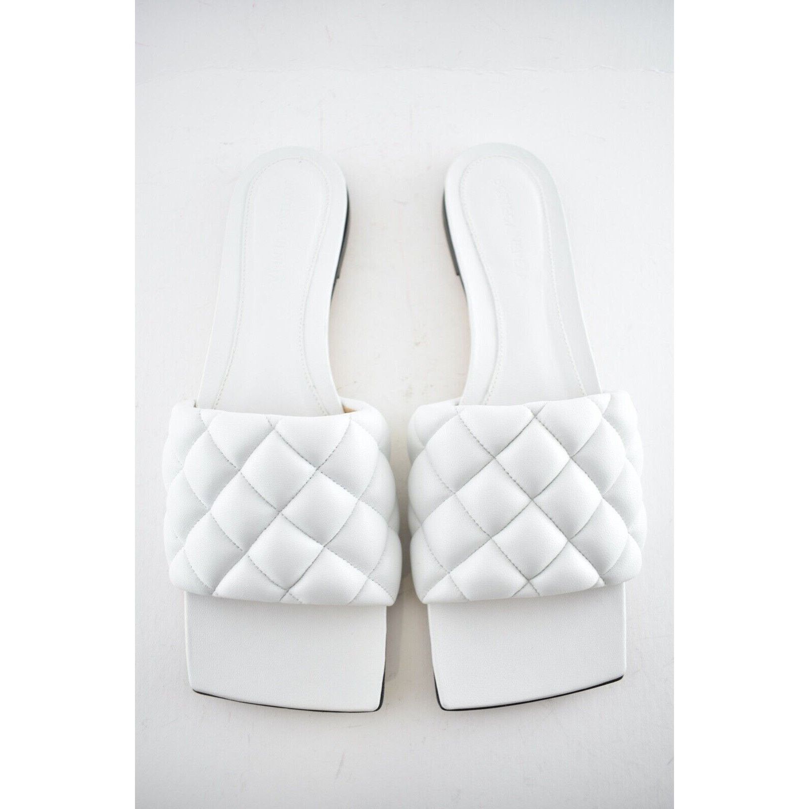 Bottega Veneta Bottega Veneta BV Optic White Padded Leather Quilted Size US 9.5 / IT 39.5 - 7 Thumbnail