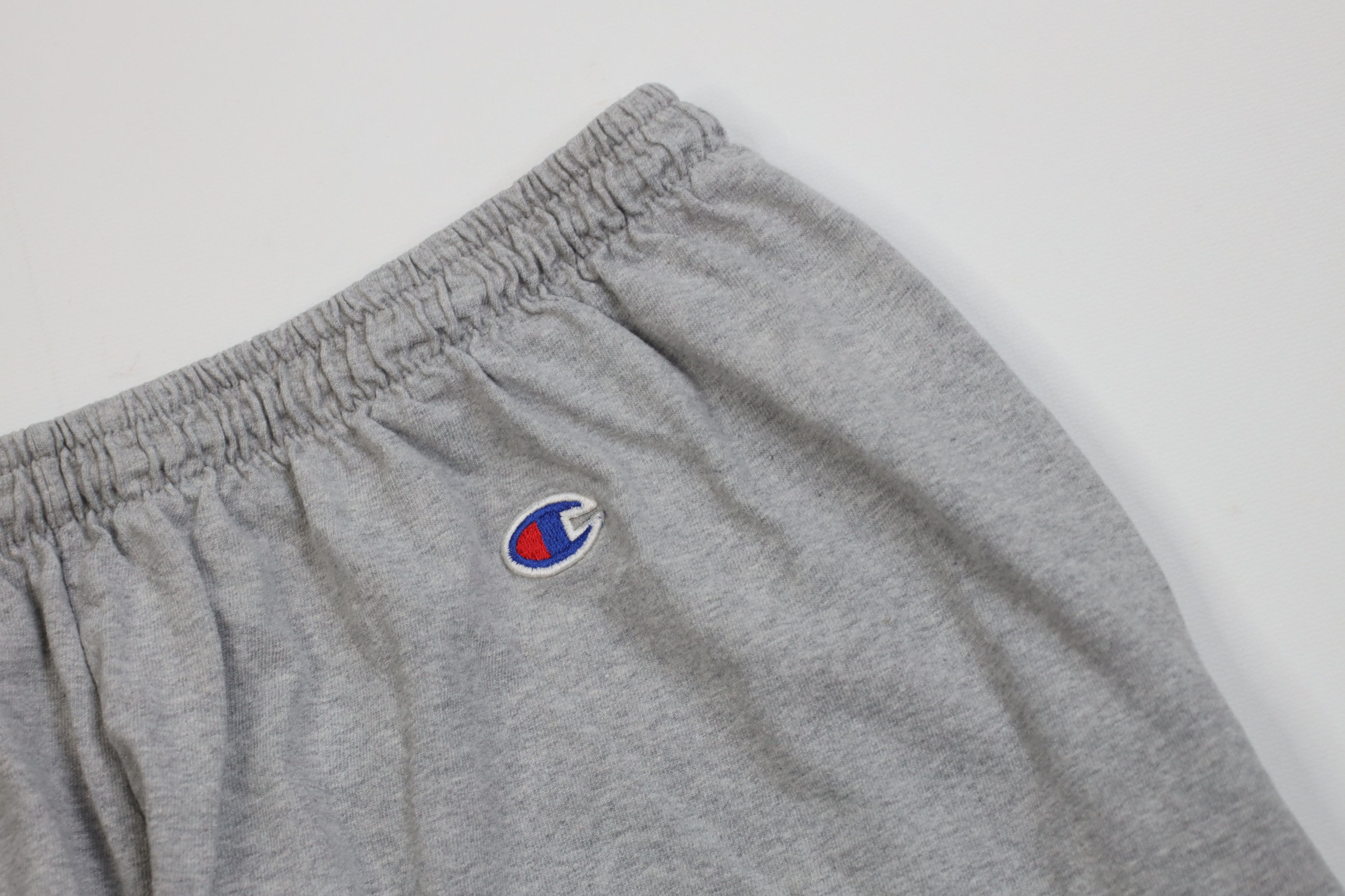 Champion Vintage 90s Champion Spell Above Knee Shorts Heather Gray Size US 36 / EU 52 - 6 Thumbnail
