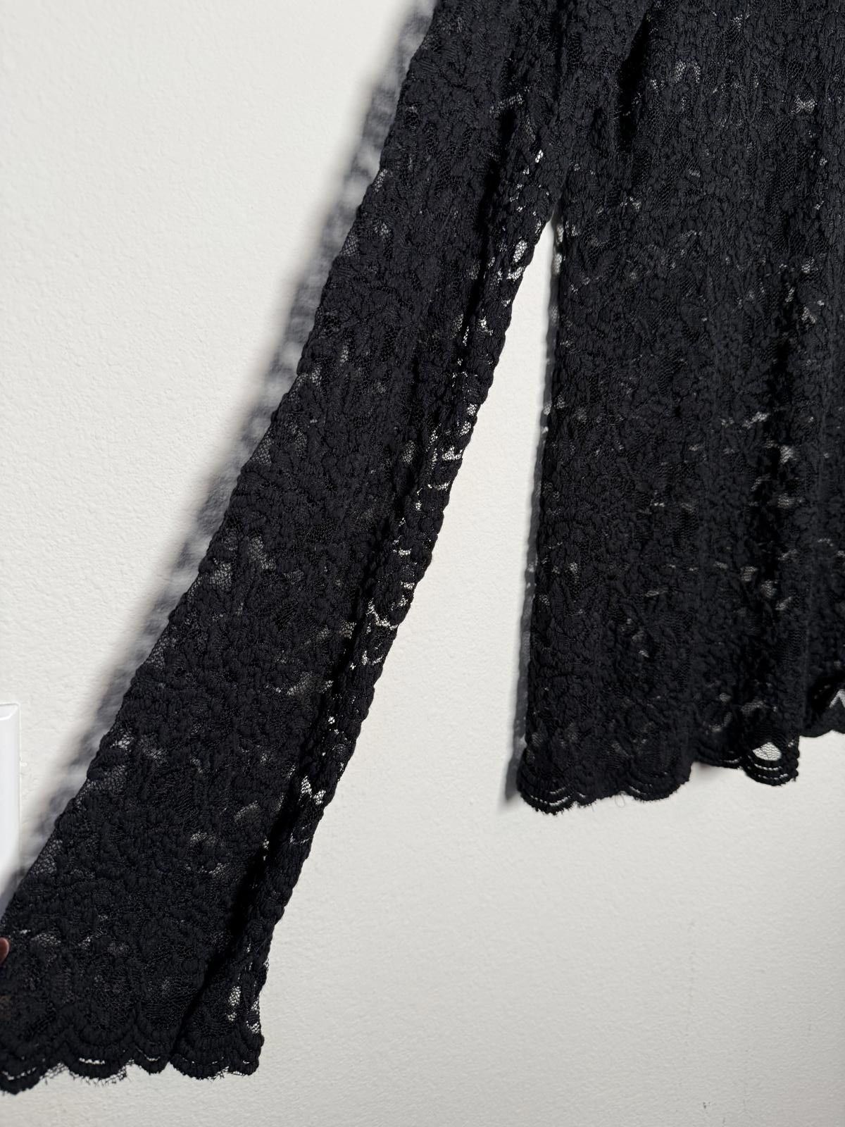 Other Women Black lace SHeer Turtle neck Long Sleeve Size M / US 6-8 / IT 42-44 - 5 Thumbnail