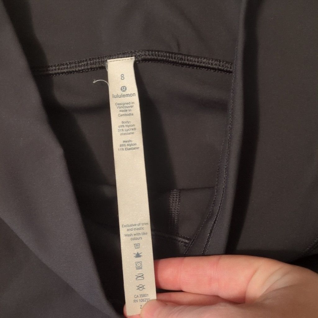 Lululemon Lululemon deep coal train time 7/8 25" leggings size 8 Size 30" / US 8 / IT 44 - 4 Thumbnail