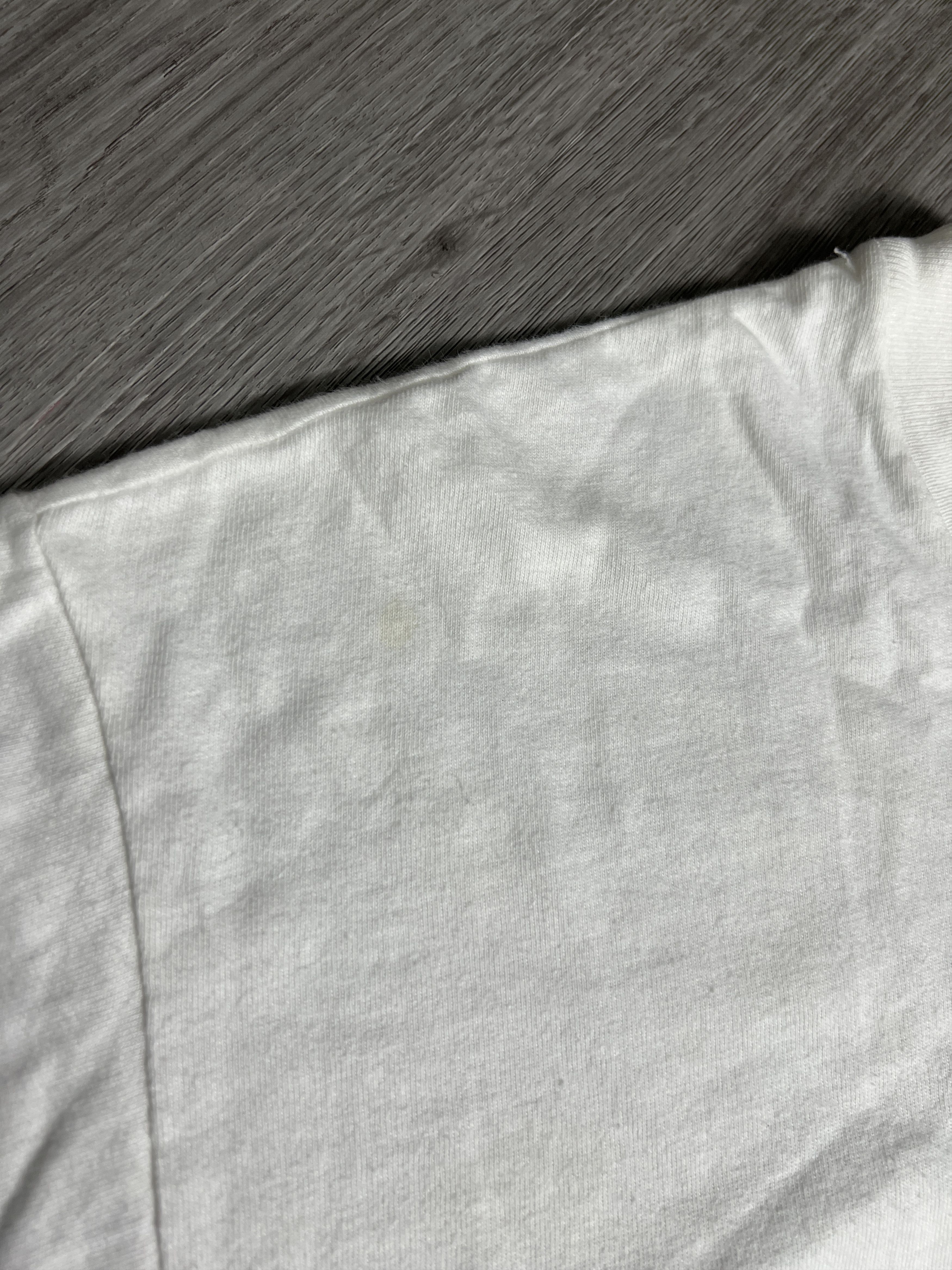 DKNY × Vintage Vintage DKNY USA Classic Spell Out Logo Tee GTME472 Size US L / EU 52-54 / 3 - 8 Thumbnail