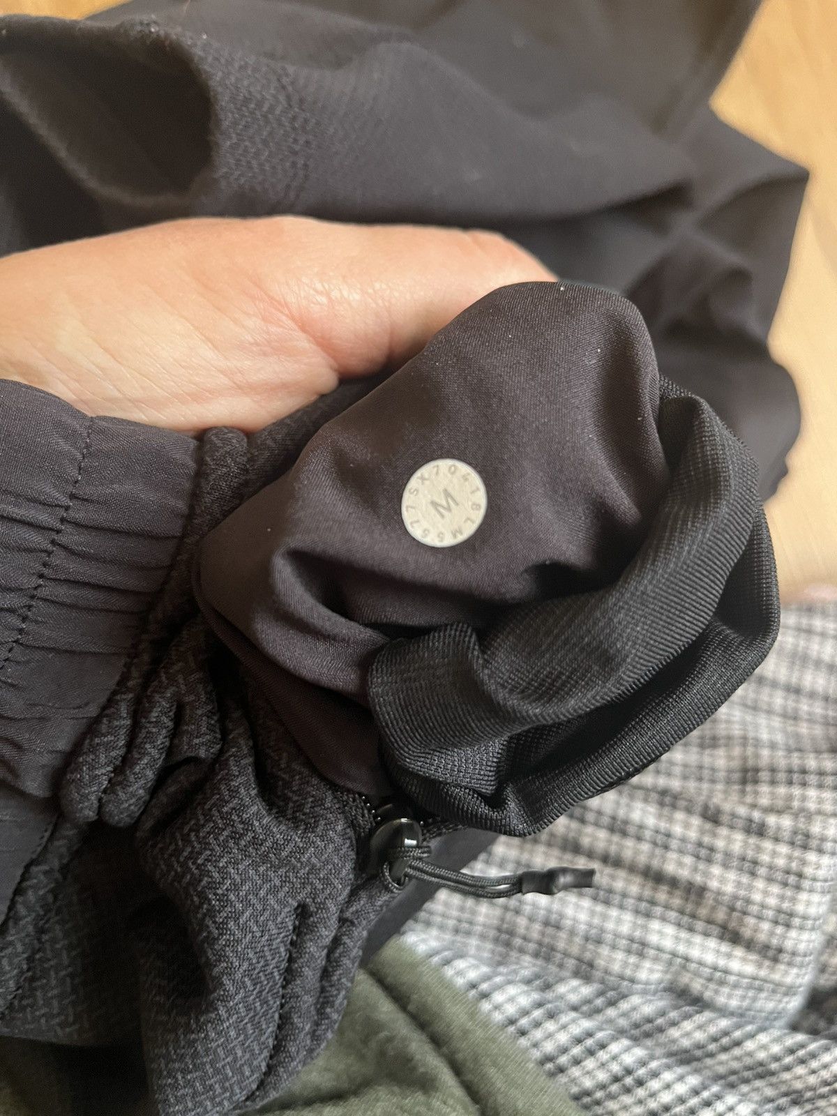 Lululemon Men’s sweatpants Size US 32 / EU 48 - 3 Thumbnail