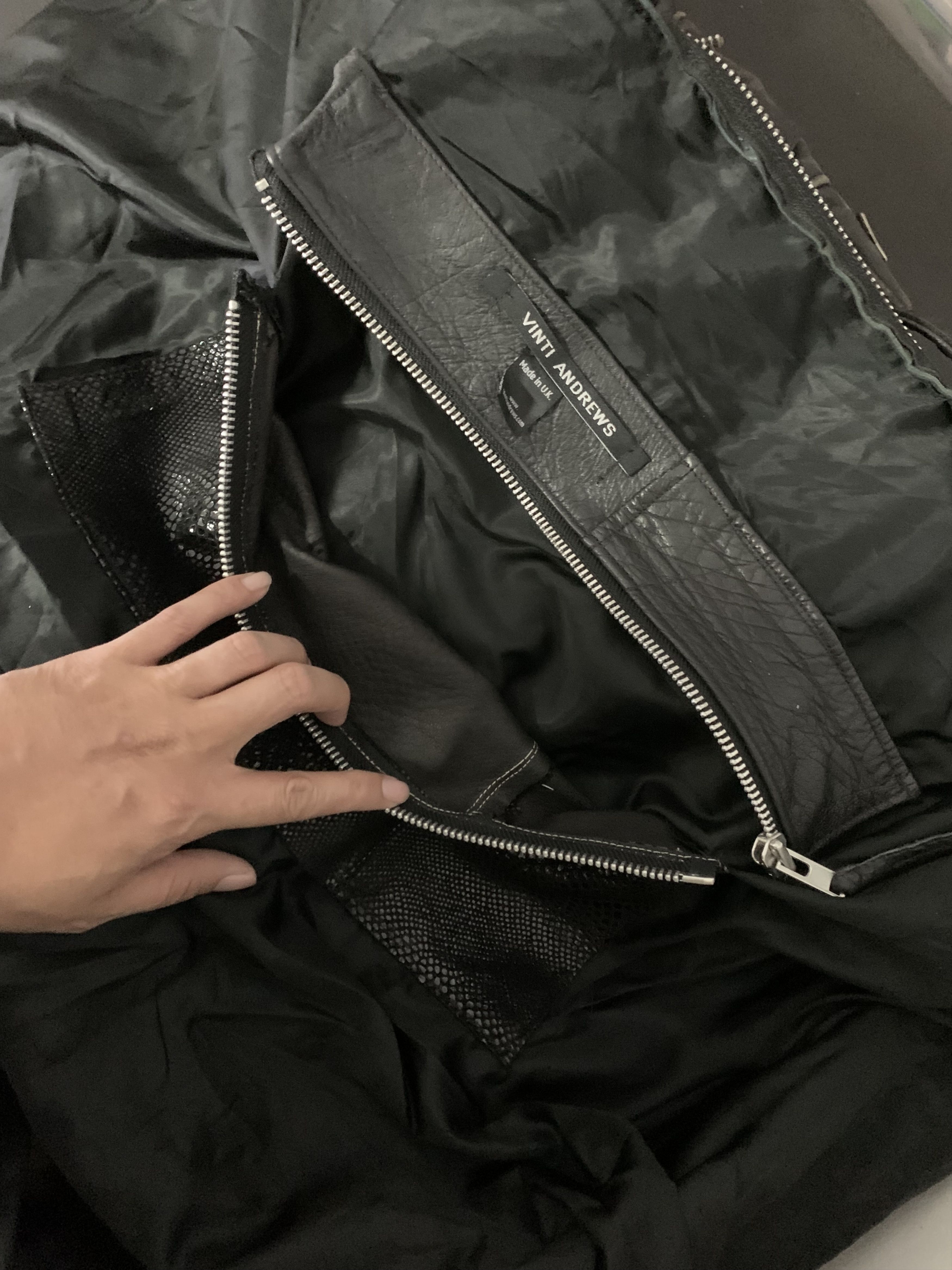 Vinti Andrews Vinti Andrews Reconstructed Leather Jacket Travel Bag Size ONE SIZE - 18 Thumbnail
