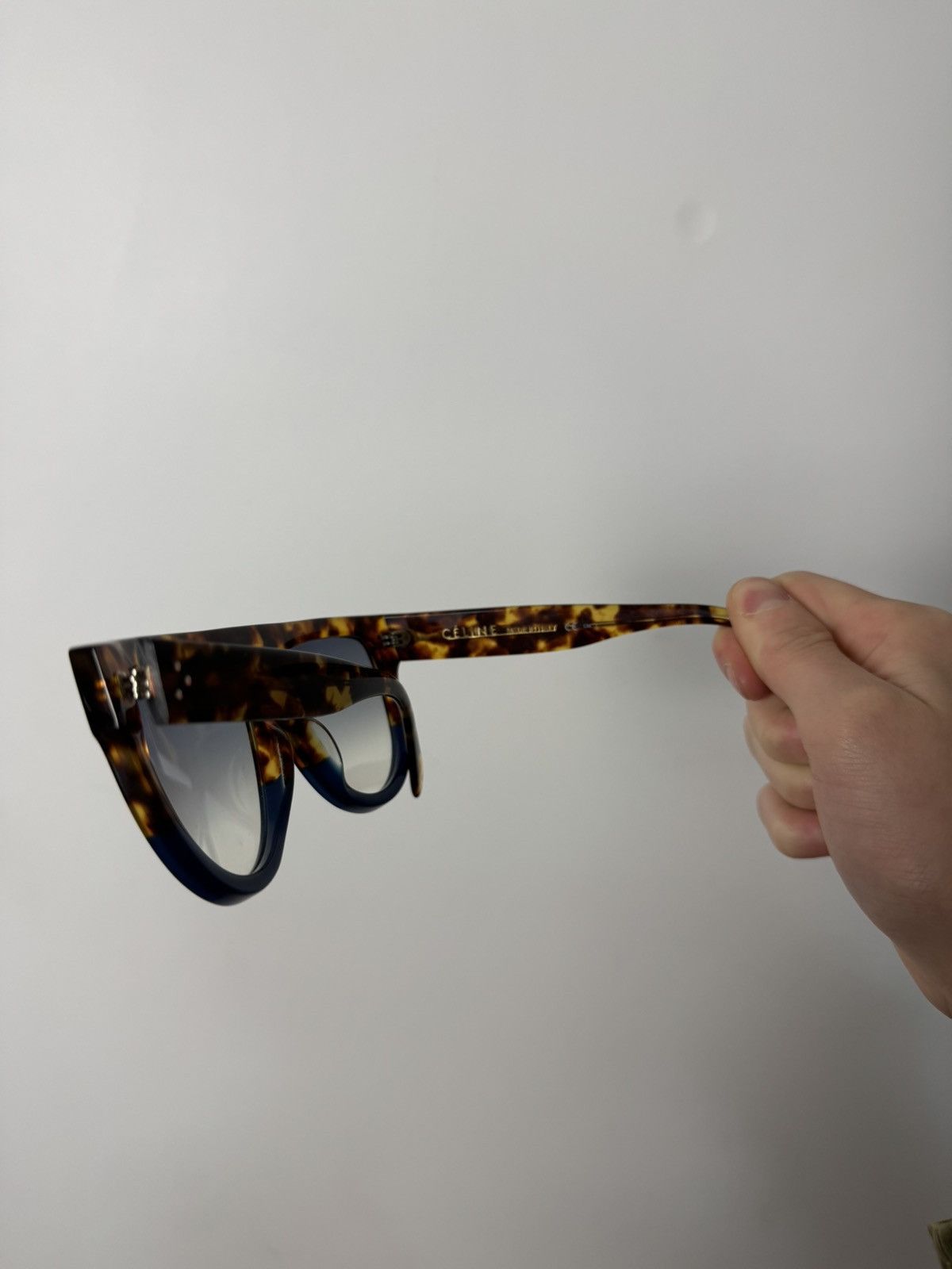 Celine Celine CL 41026/S Oversized Tortoise Shell Sunglasses Luxury Size ONE SIZE - 12 Thumbnail