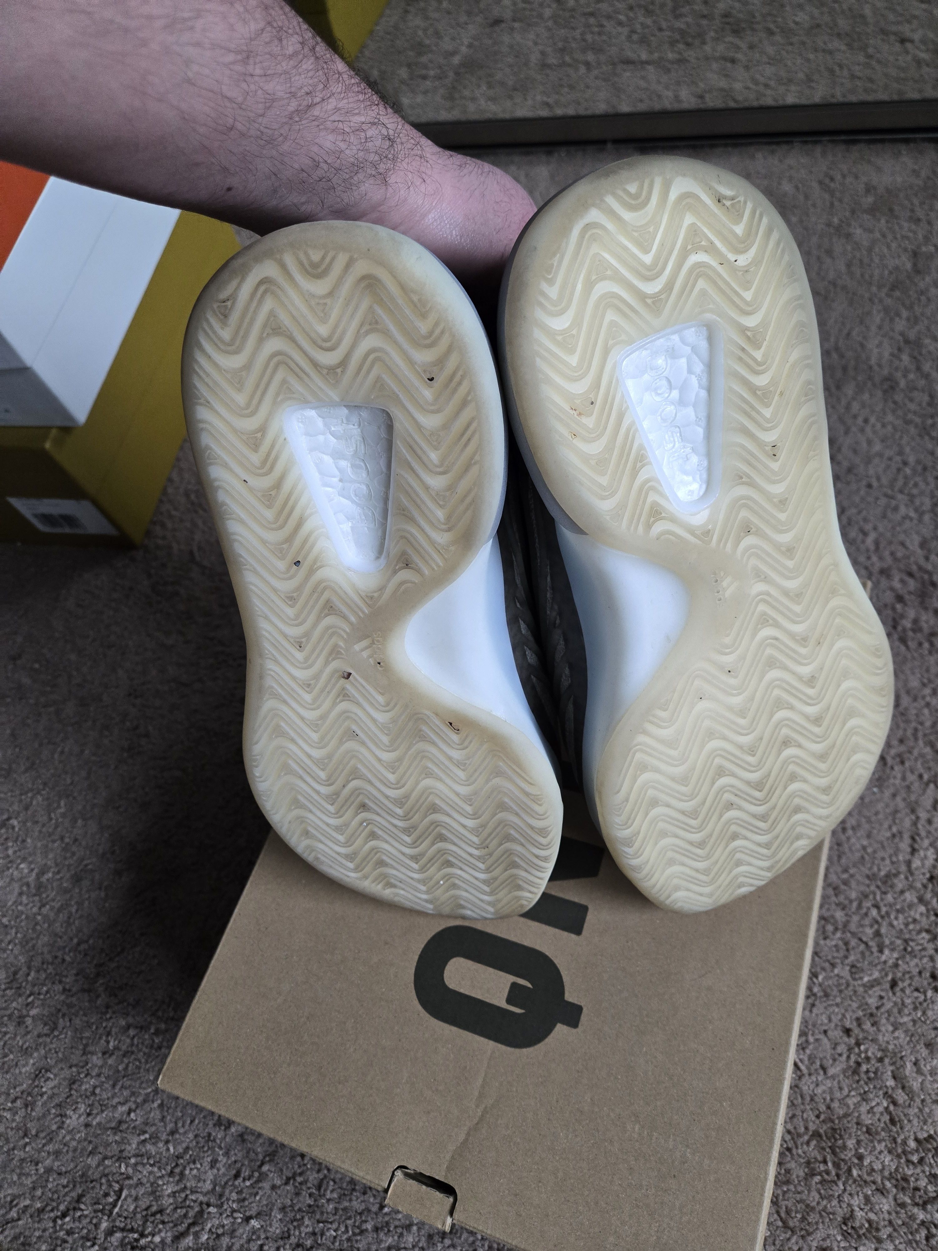 Yeezy Yeezy QNTM Barium Size US 9 / EU 42 - 6 Thumbnail